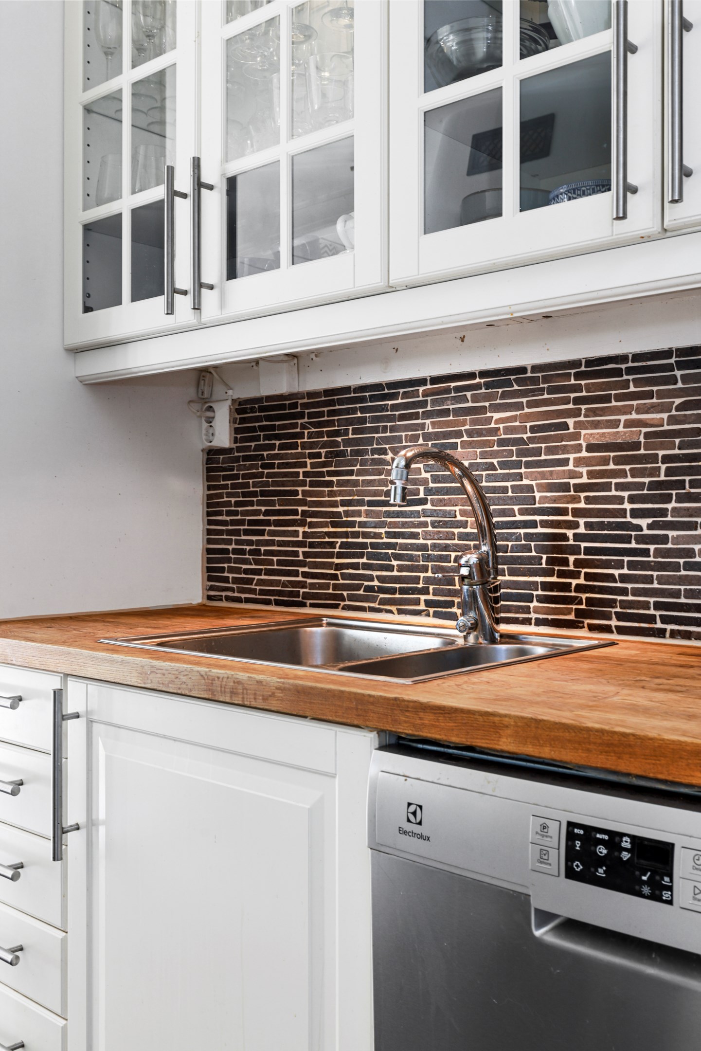 Bostadsbild från Rackören 112, Till salu i Öregrund, Östhammar