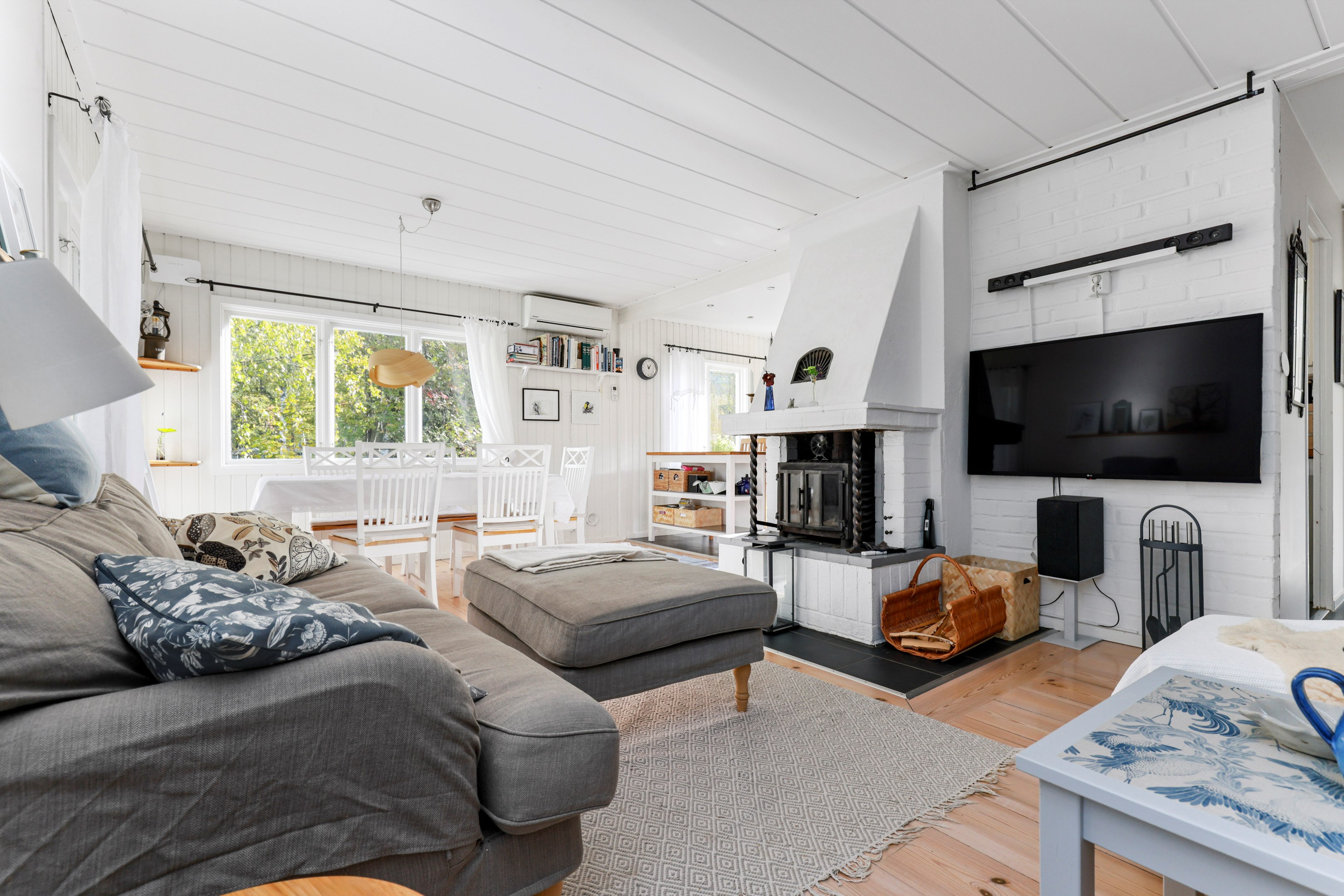 Bostadsbild från Rackören 112, Till salu i Öregrund, Östhammar