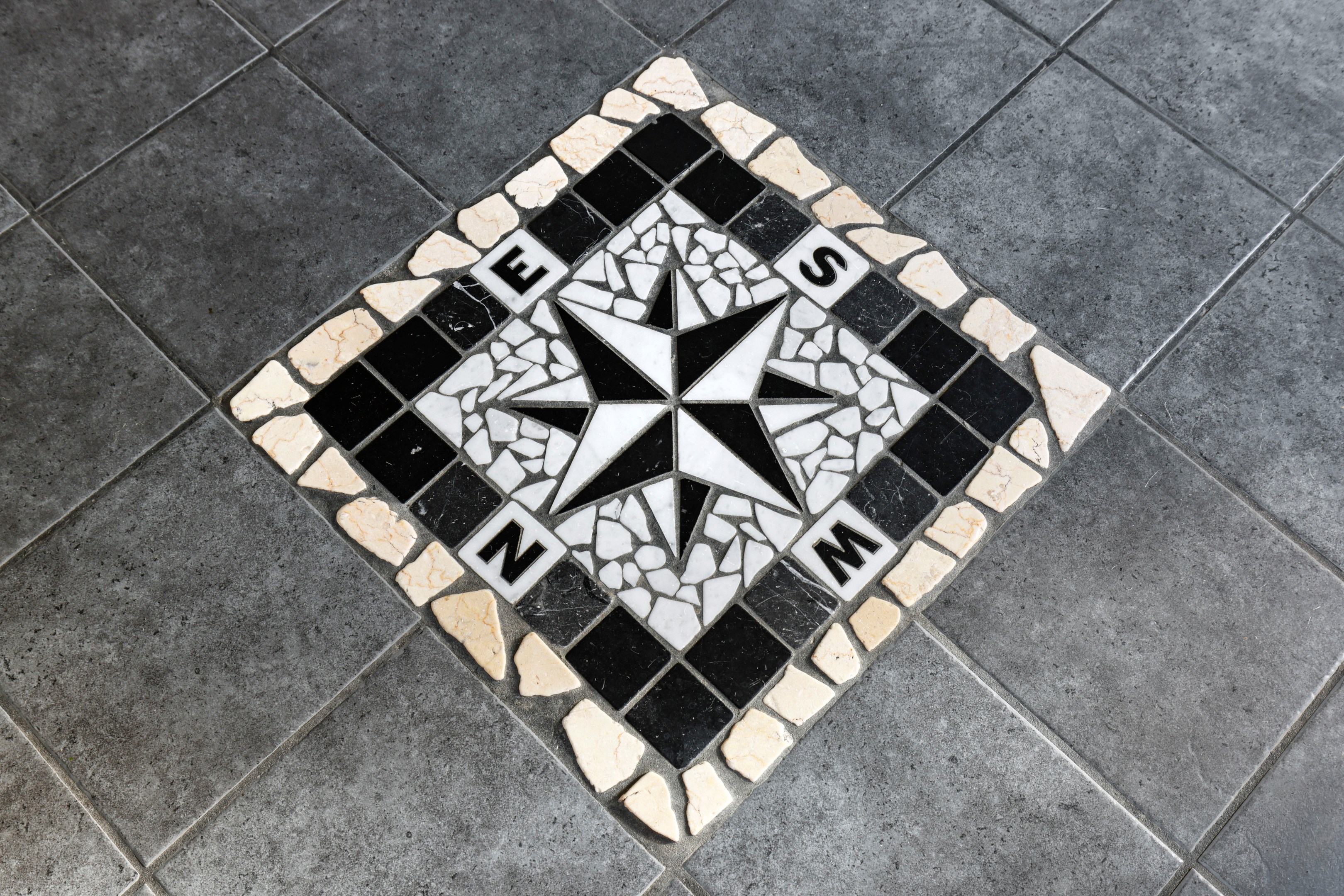 Bostadsbild från Rackören 112, Till salu i Öregrund, Östhammar