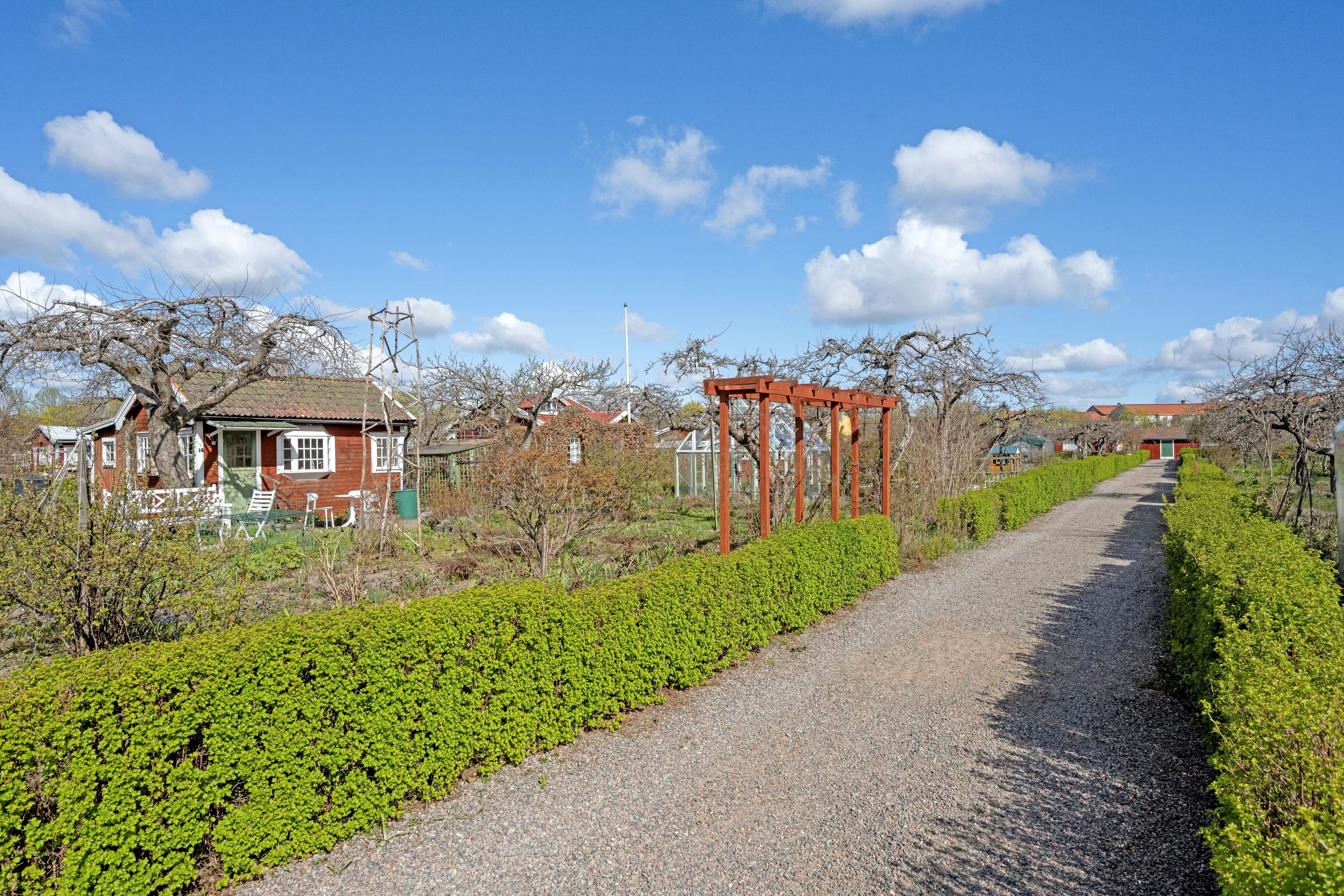 Bostadsbild från Floravägen 14, Till salu i Fålhagen, Uppsala