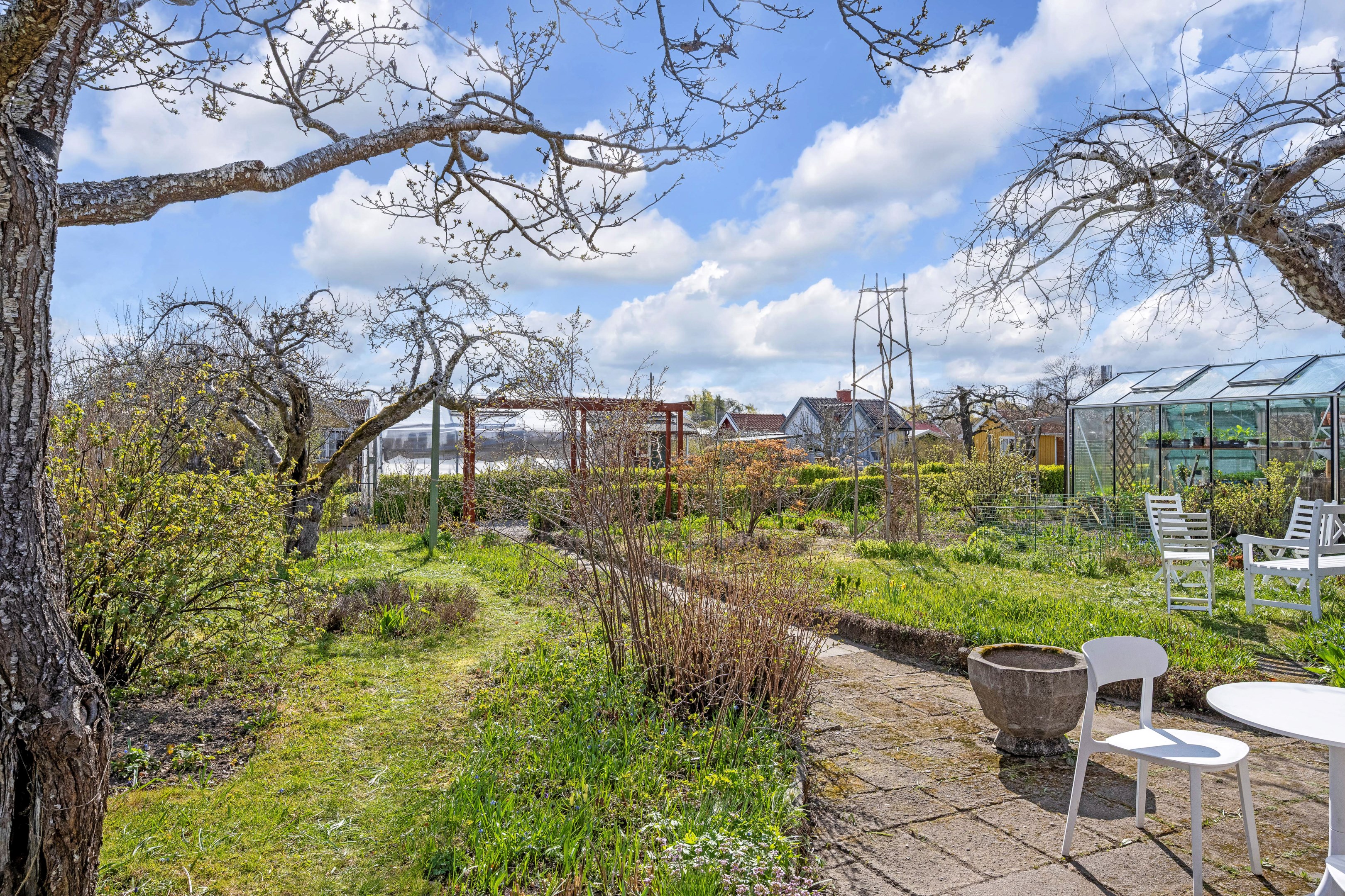 Bostadsbild från Floravägen 14, Till salu i Fålhagen, Uppsala