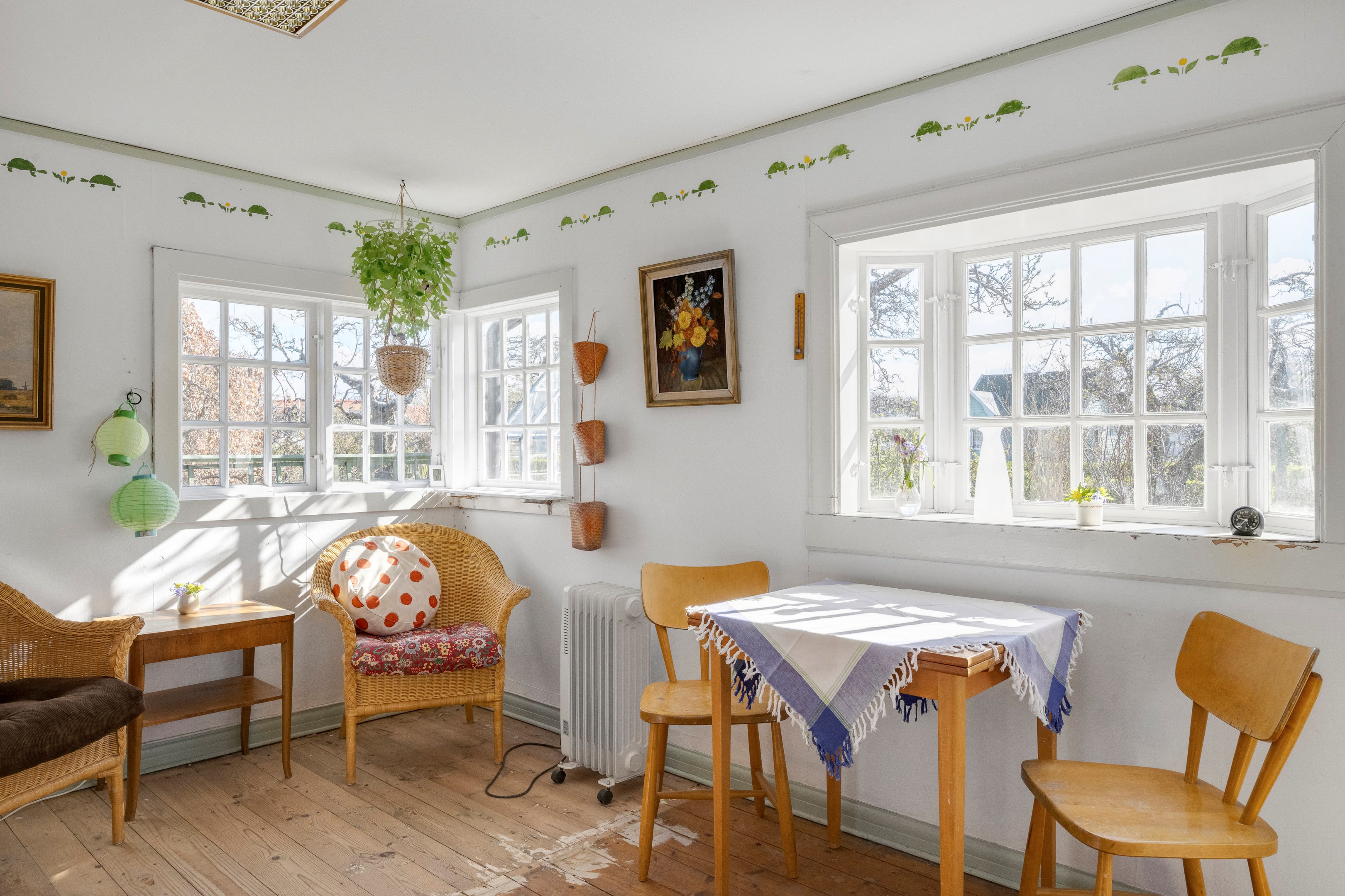 Bostadsbild från Floravägen 14, Till salu i Fålhagen, Uppsala