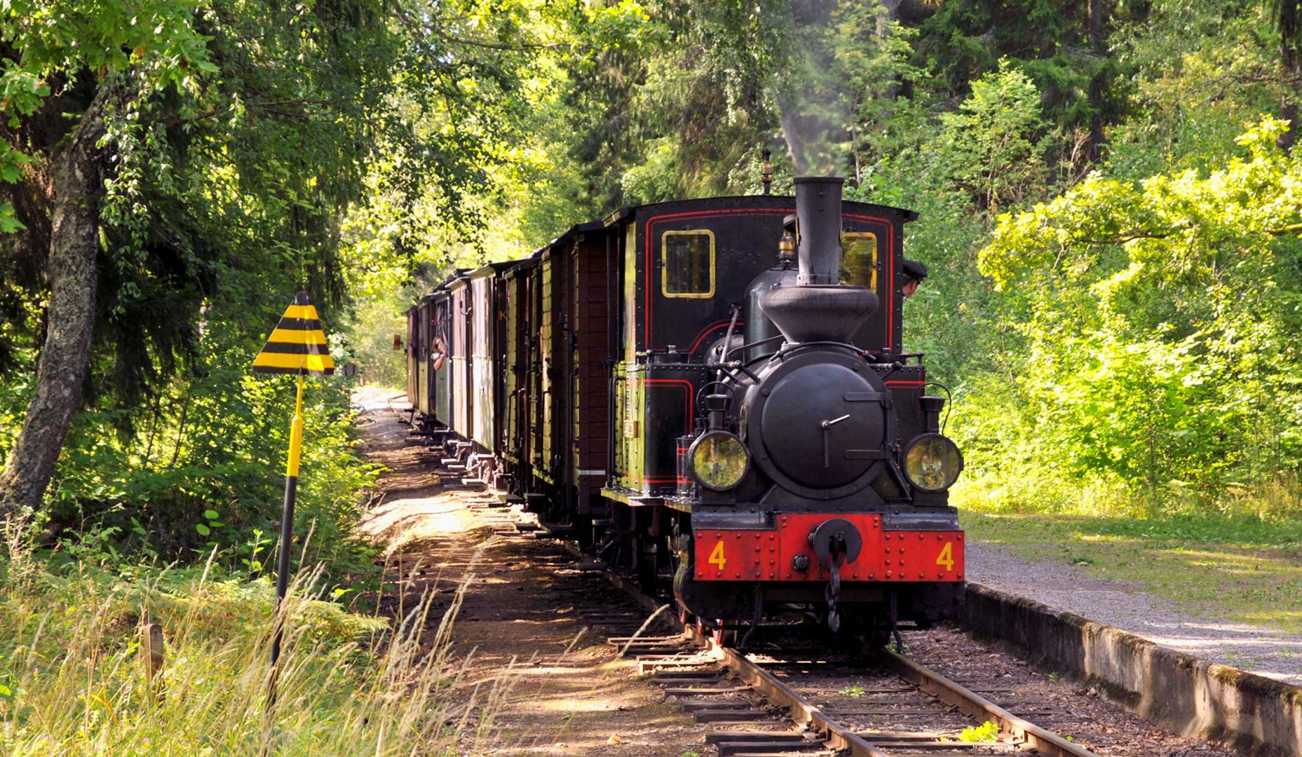 Bostadsbild från Granrisvägen 13, Såld i Skölsta, Uppsala