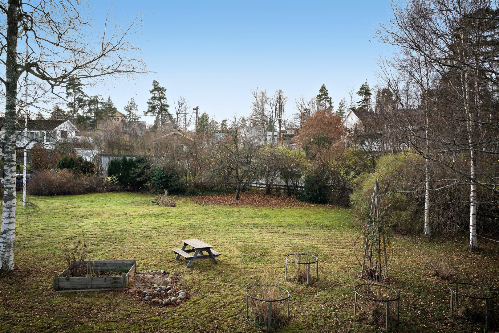 Bostadsbild från Ektorpsvägen 38, Såld i Skuru, Nacka