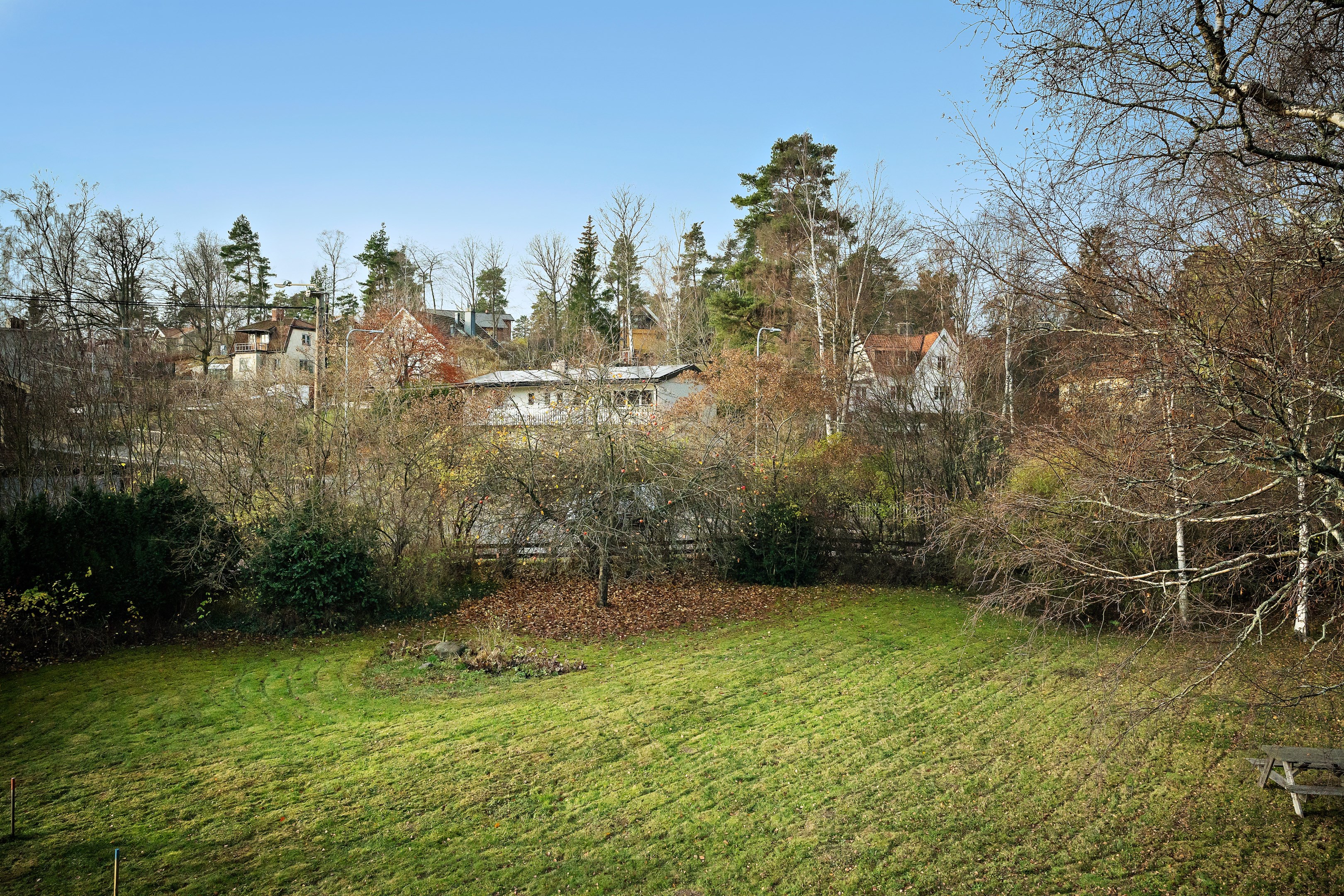 Bostadsbild från Ektorpsvägen 38, Såld i Skuru, Nacka