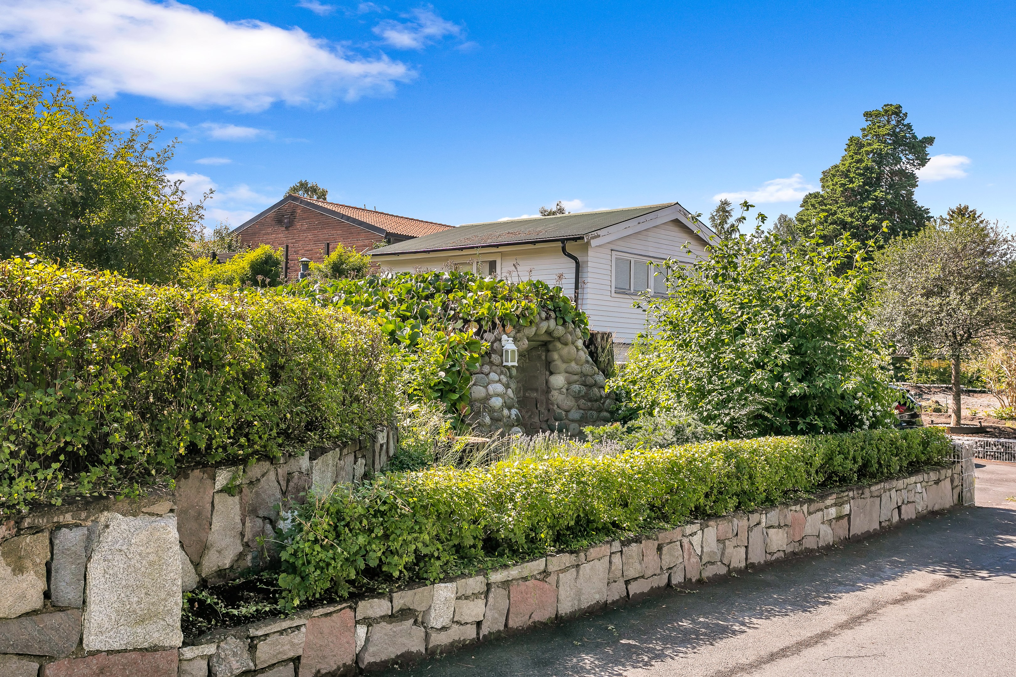 Bostadsbild från Bergsbrunna villaväg 44B, Såld i Bergsbrunna, Uppsala