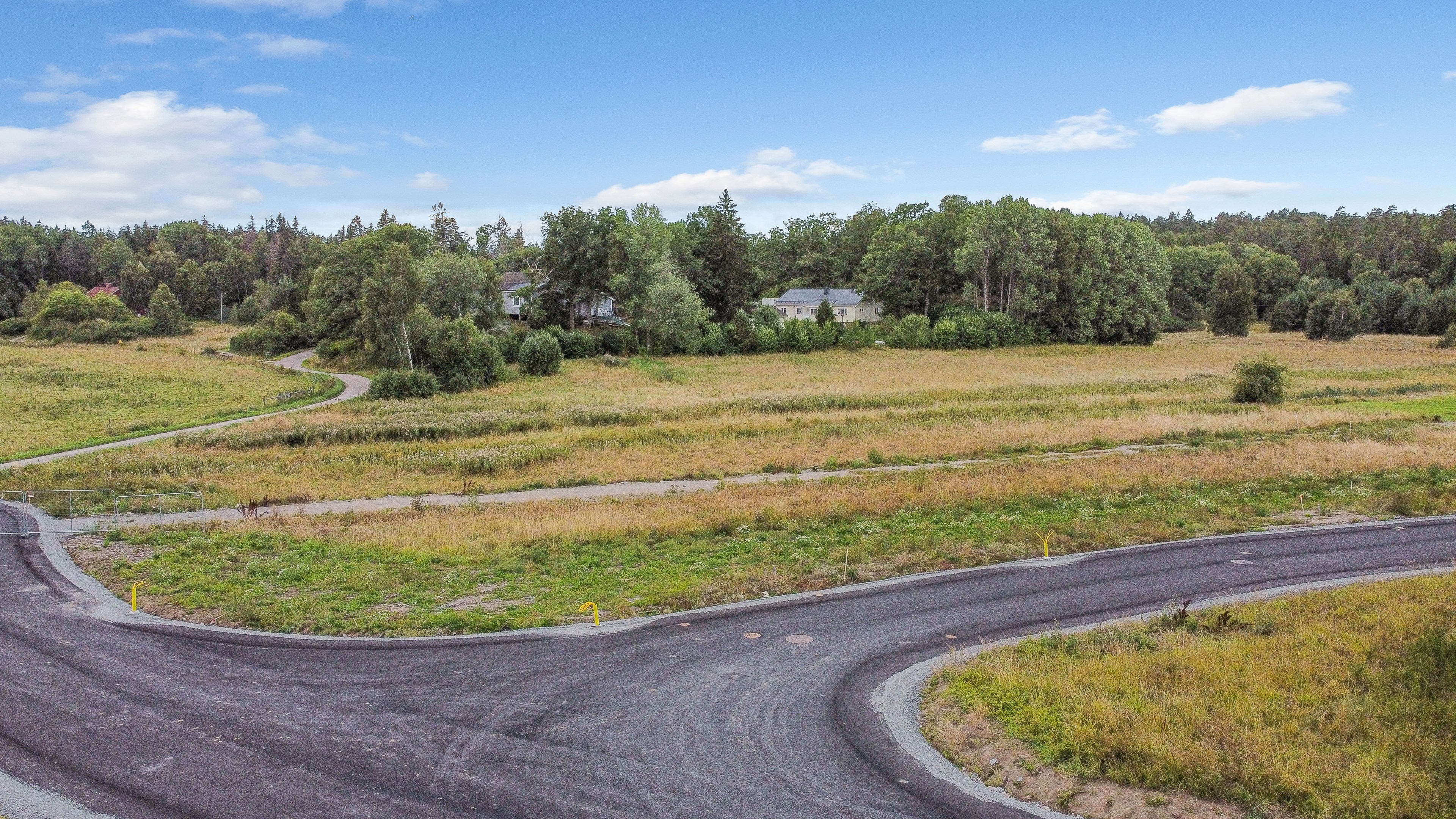Bostadsbild från Fjäderbladsvägen 33, Såld i Gunsta, Uppsala