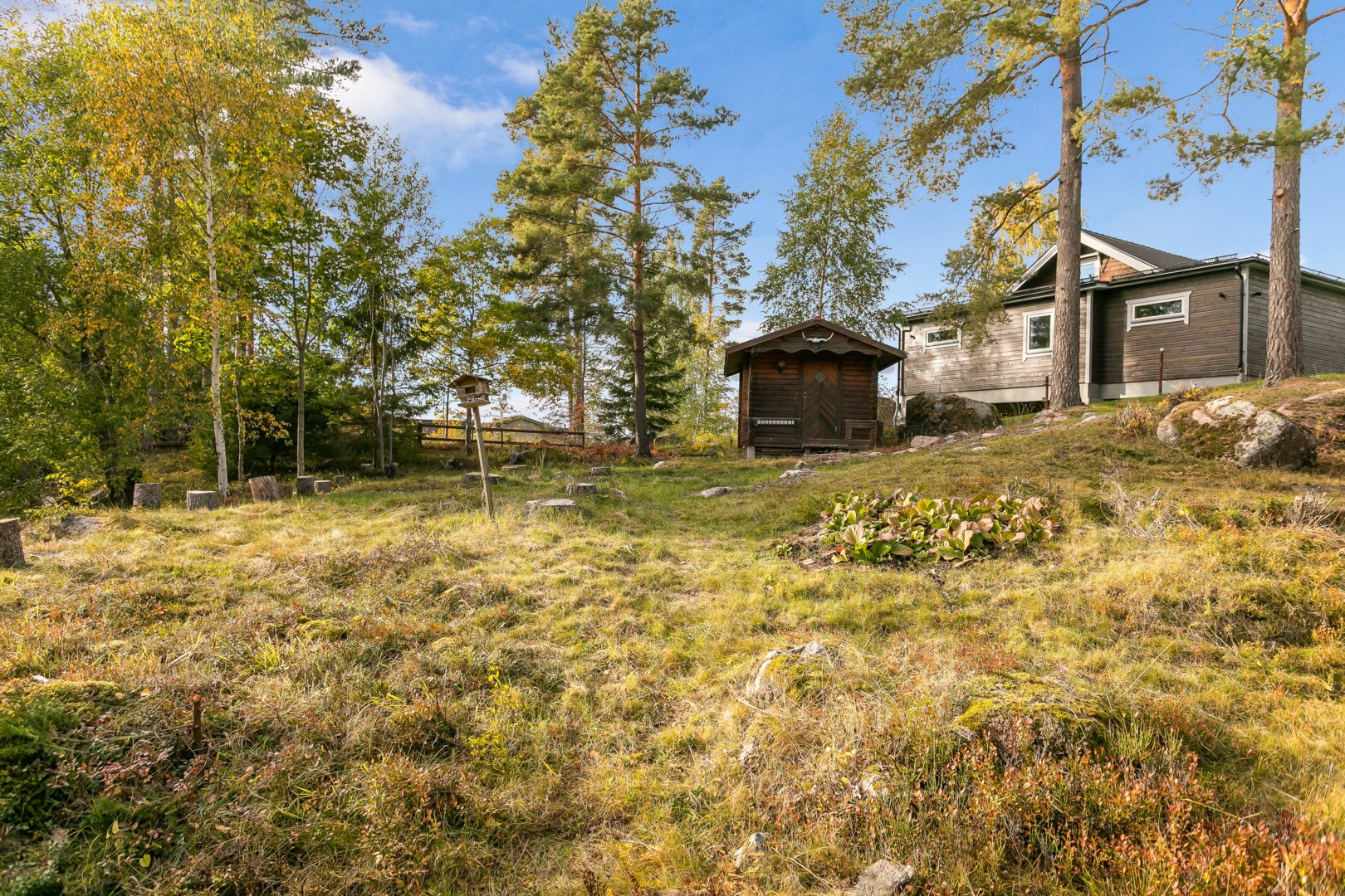 Bostadsbild från Trångbovägen, Till salu i Gunsta, Uppsala