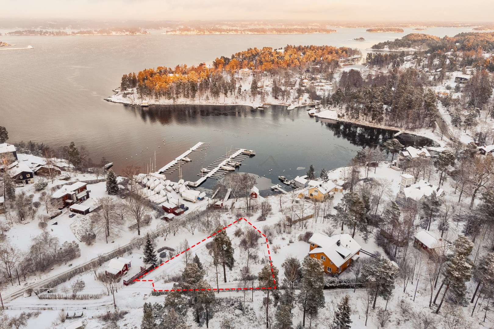 Bostadsbild från Granrisvägen 2, Såld i Vikingshill, Nacka