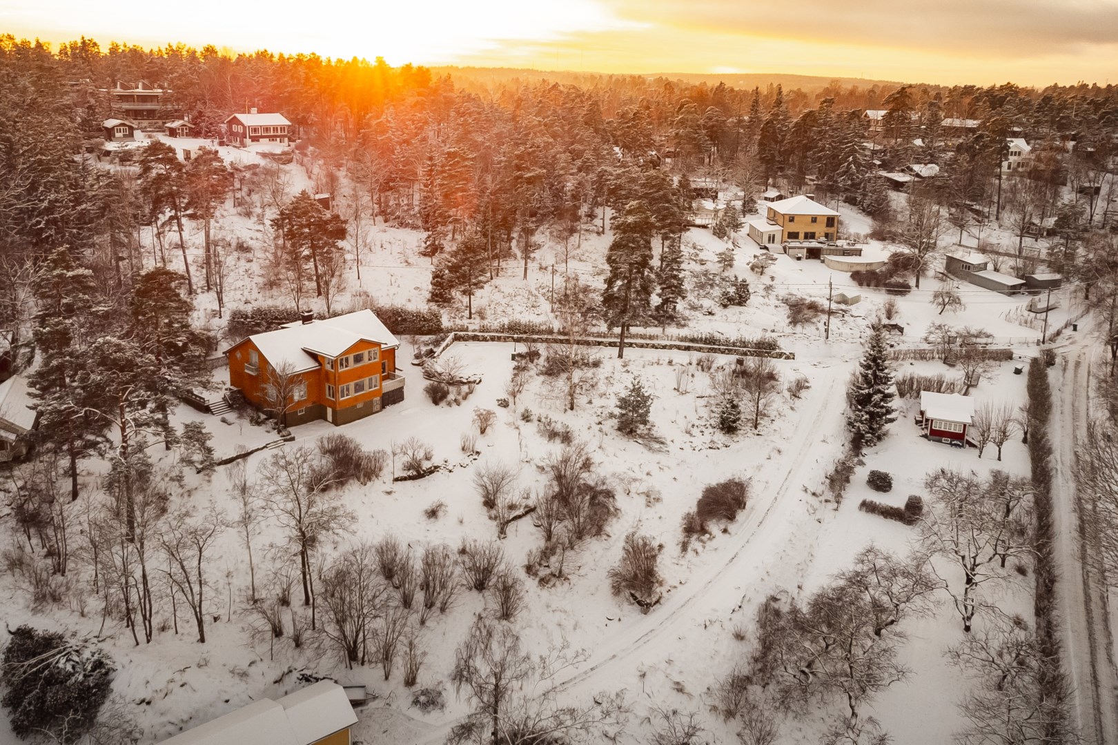 Bostadsbild från Granrisvägen 2, Såld i Vikingshill, Nacka