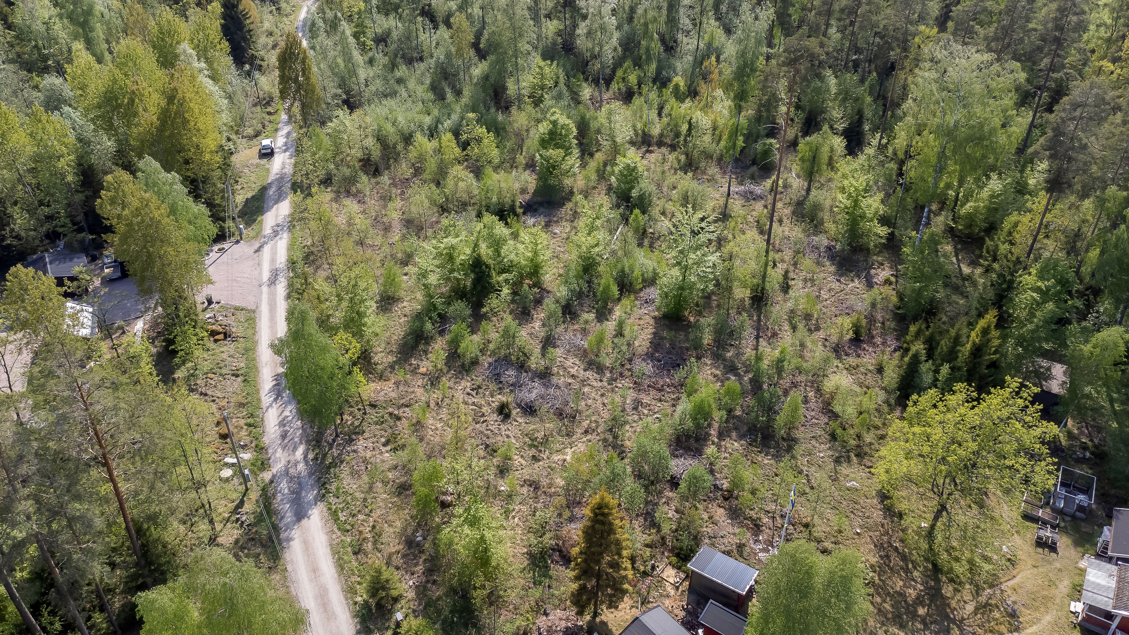 Bostadsbild från Östra Mellanskogsvägen 10, Såld i Järlåsa, Uppsala