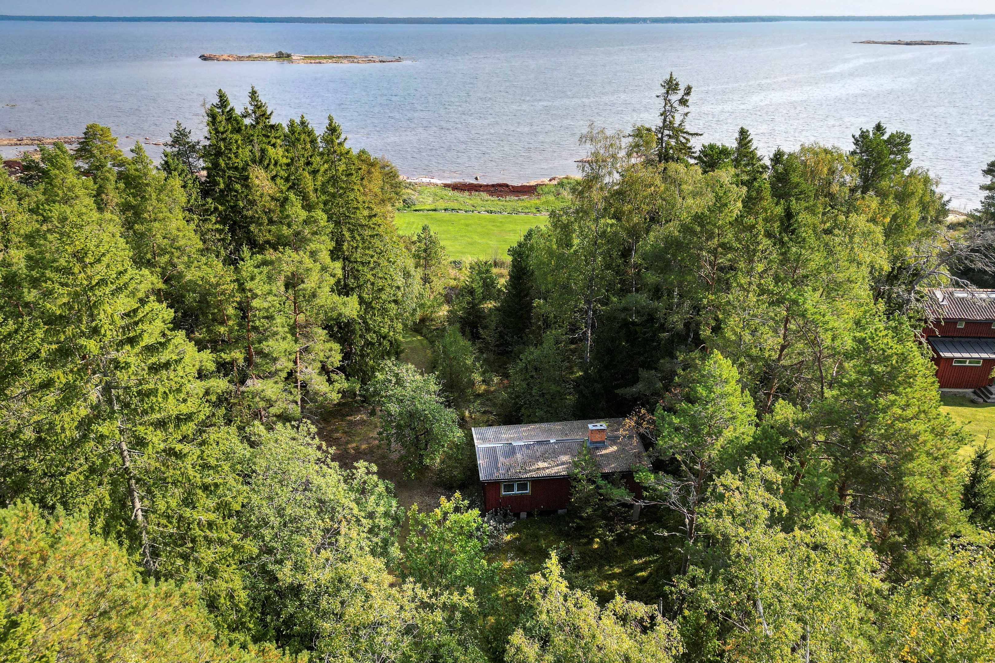 Bostadsbild från Strandvägen 18, Såld i Öregrund, Östhammar
