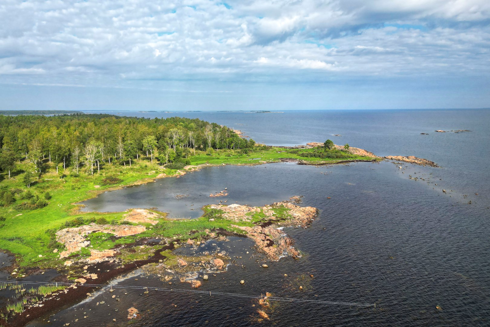 Bostadsbild från Strandvägen 18, Till salu i Öregrund, Östhammar
