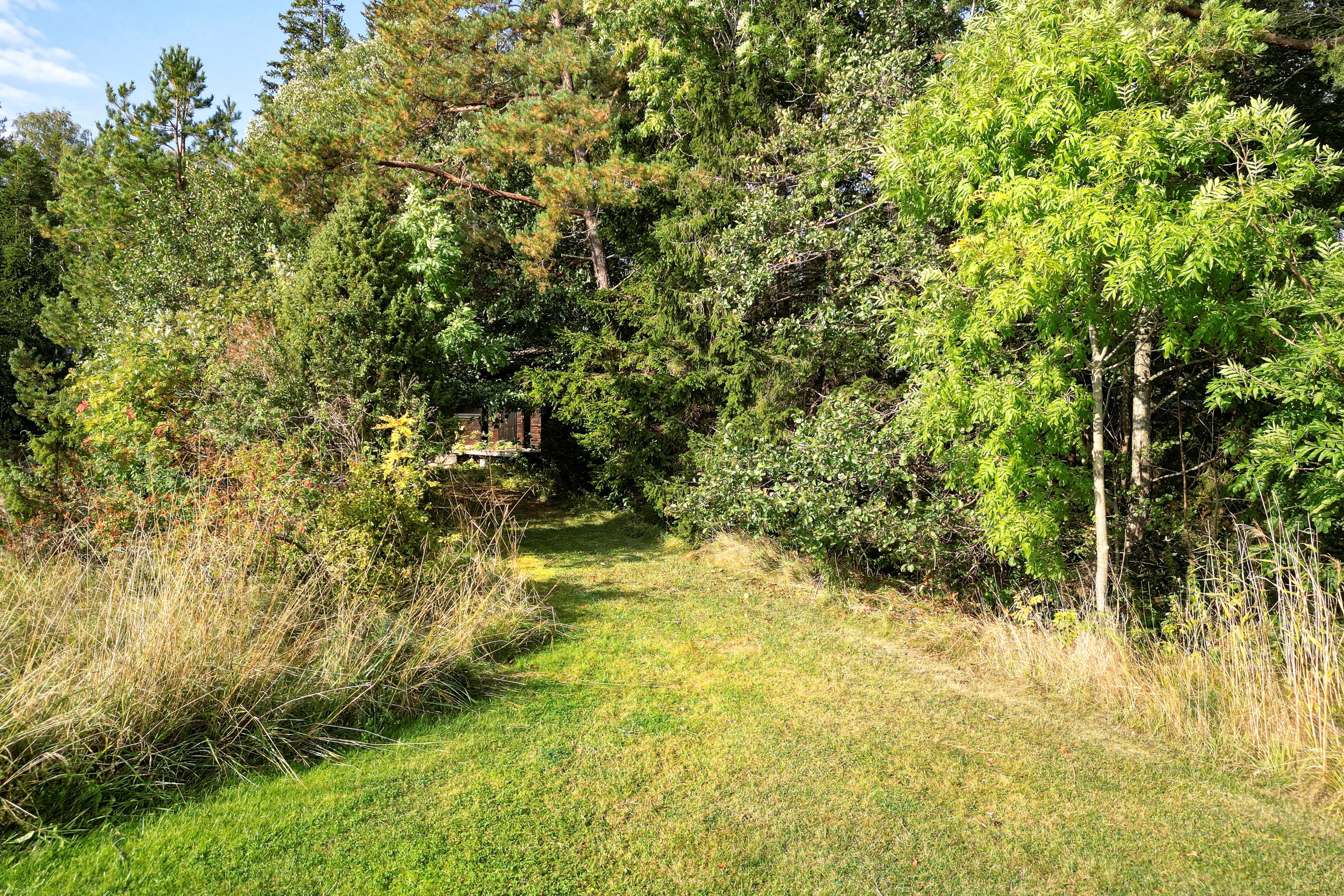 Bostadsbild från Strandvägen 18, Såld i Öregrund, Östhammar