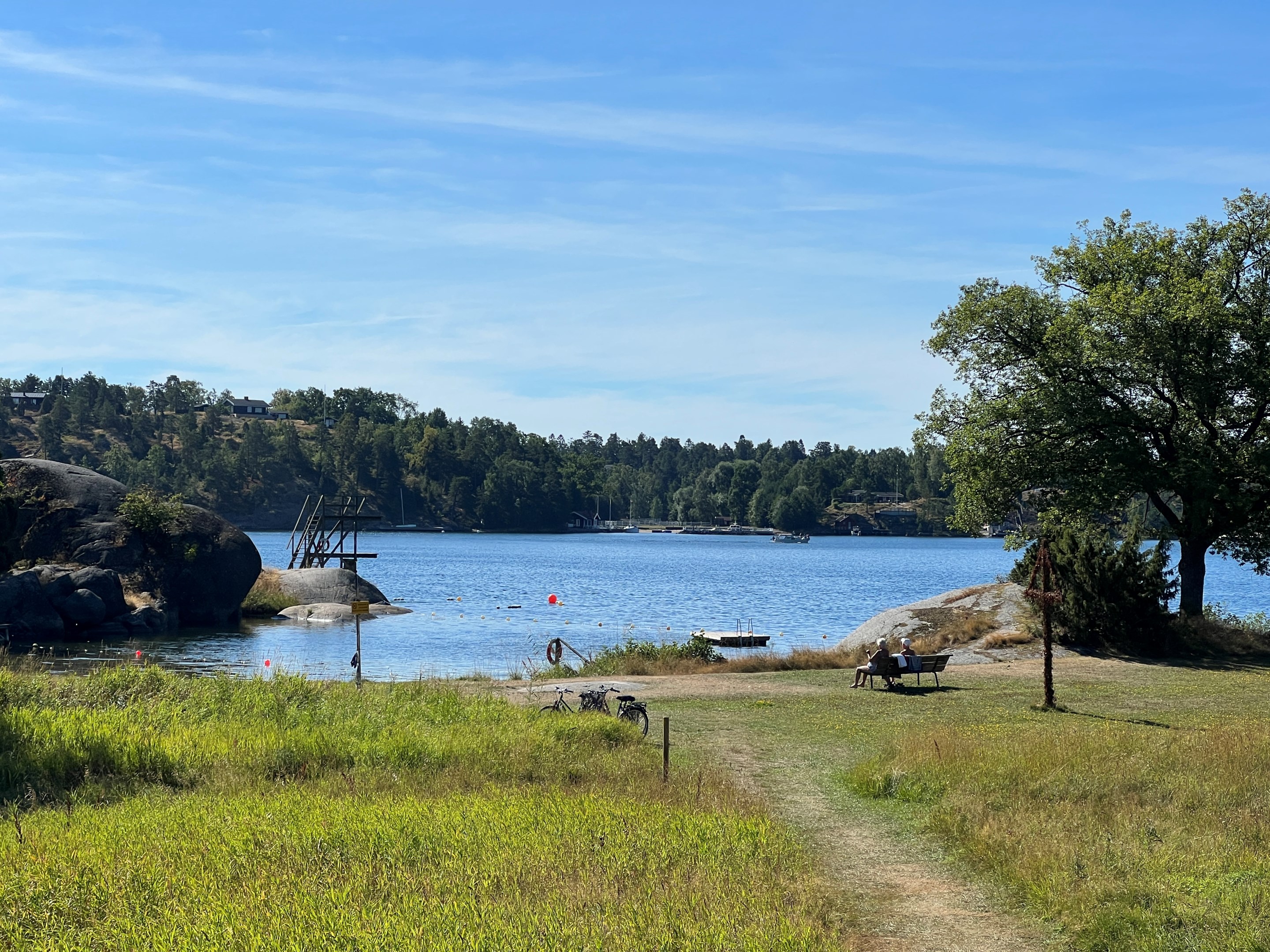 Stora badet i Älvsalaviken