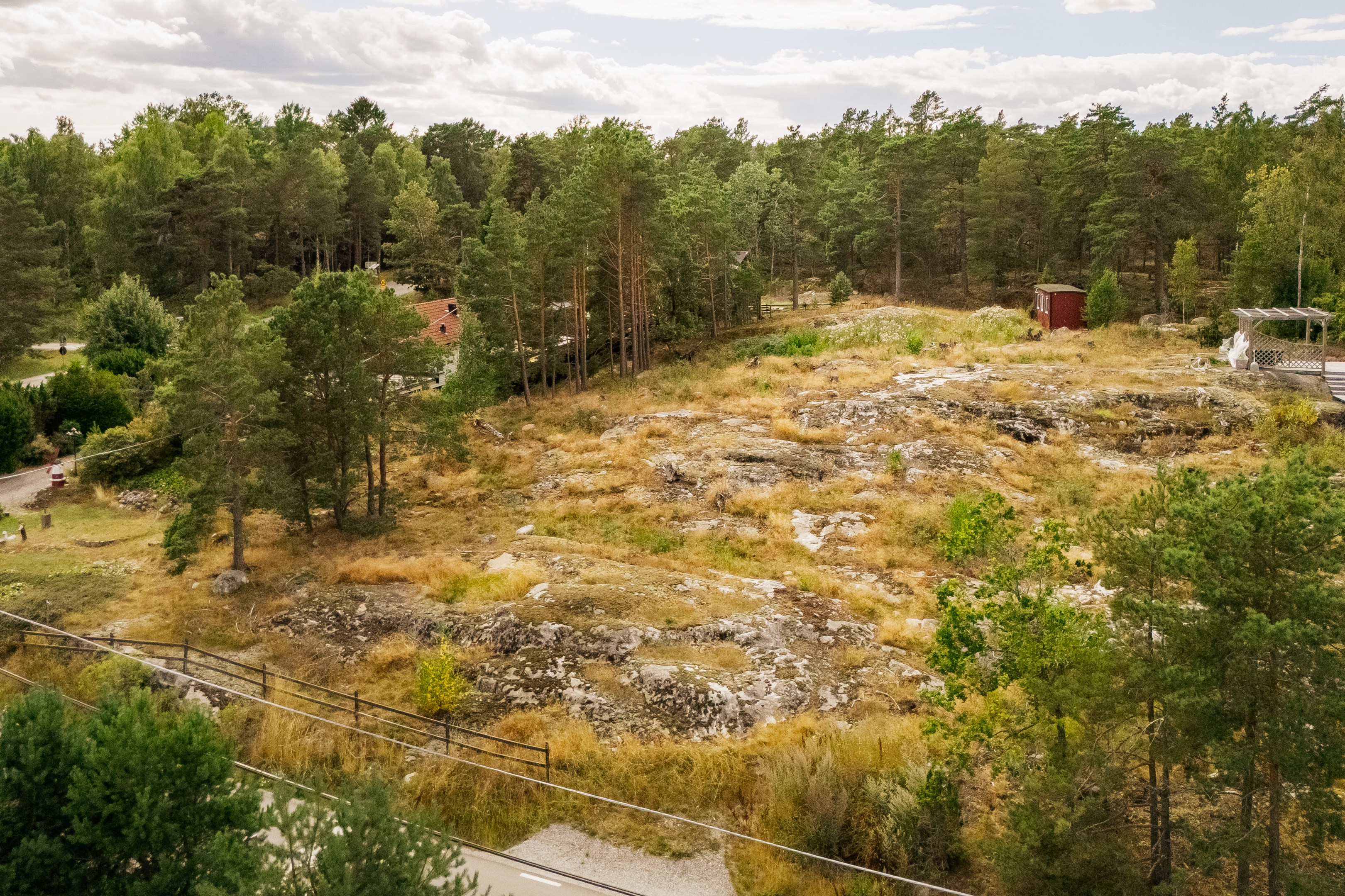 Bostadsbild från Björksalavägen 3, Kommande i Älvsala, Värmdö