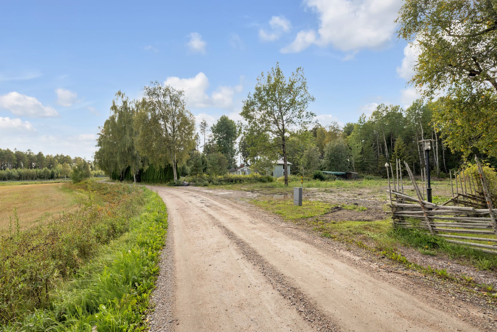 Bostadsbild från Sunnersbol 80 (avstyckad tomt), Till salu i Rasbo, Uppsala