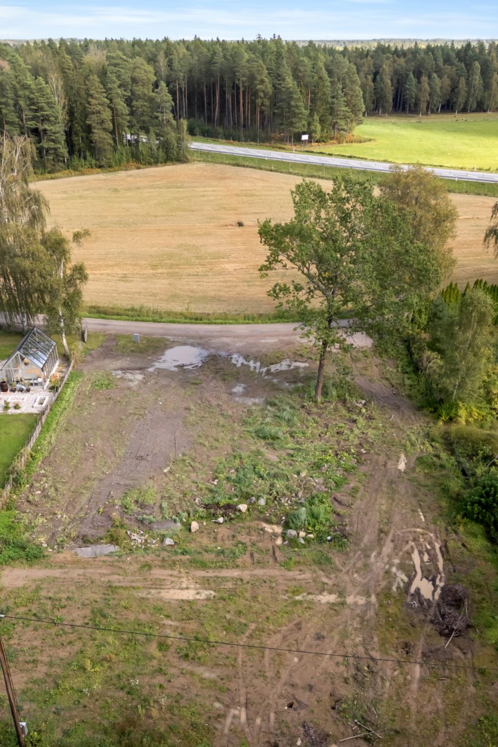 Bostadsbild från Sunnersbol 80 (avstyckad tomt), Till salu i Rasbo, Uppsala
