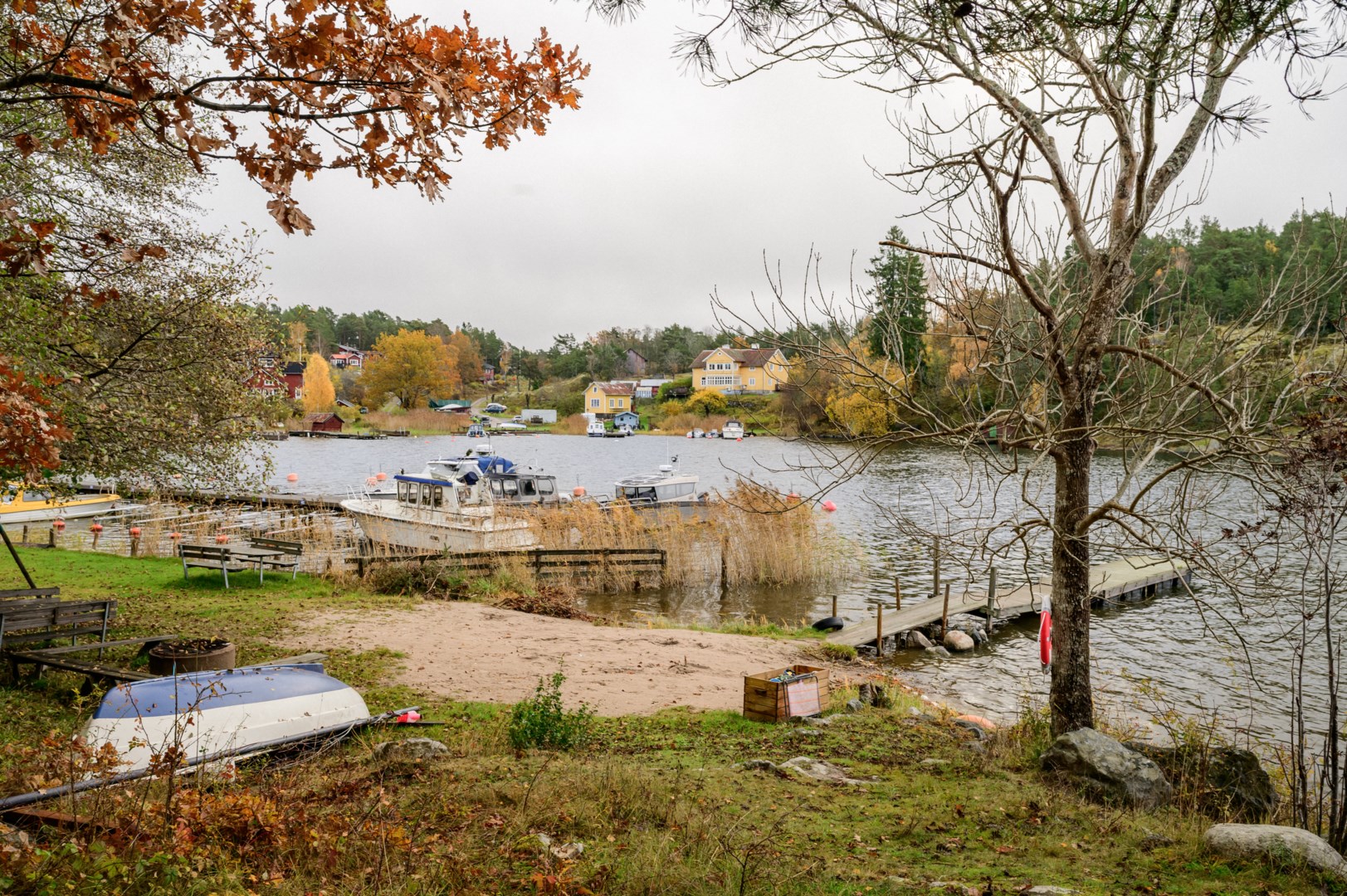 Tomten skymra mitt i bild.