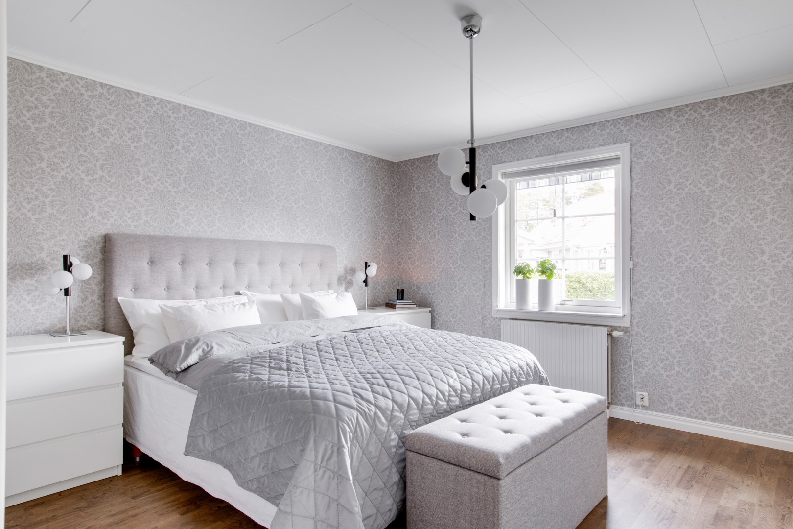 Bostadsbild från Fanstavägen 47, Såld i Lövstalöt, Uppsala