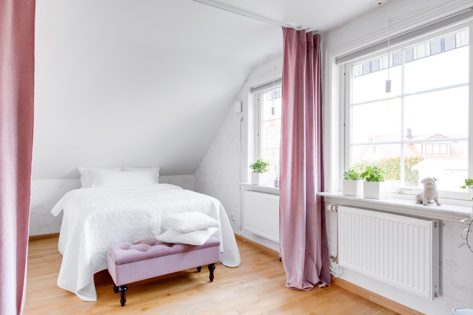 Bostadsbild från Fanstavägen 47, Såld i Lövstalöt, Uppsala