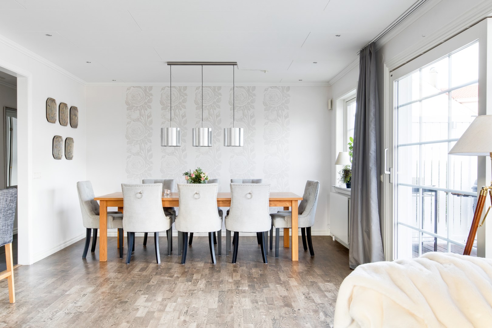 Bostadsbild från Fanstavägen 47, Såld i Lövstalöt, Uppsala