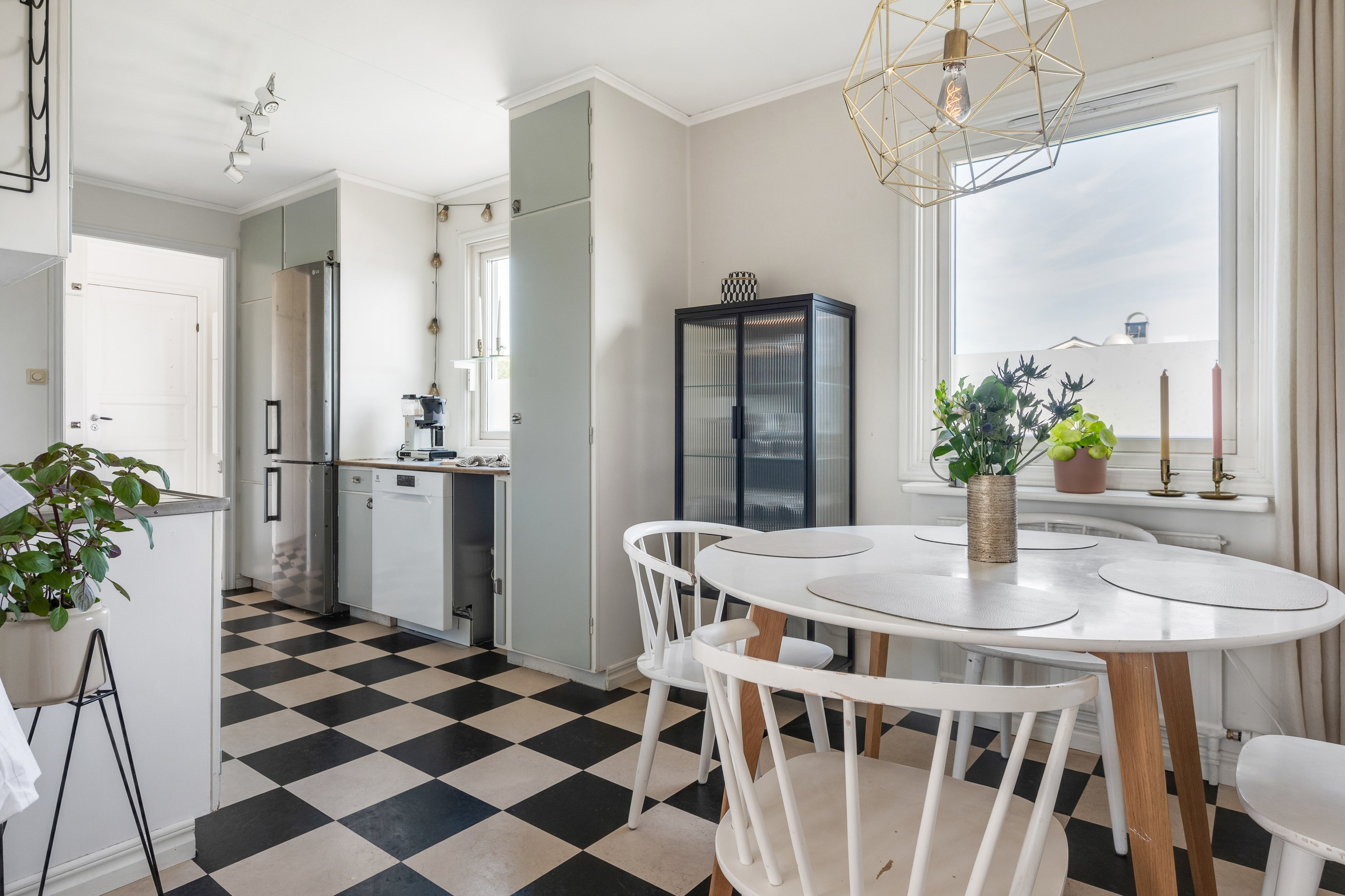 Bostadsbild från Flottiljgatan 46A, Till salu i Bärby Hage, Uppsala