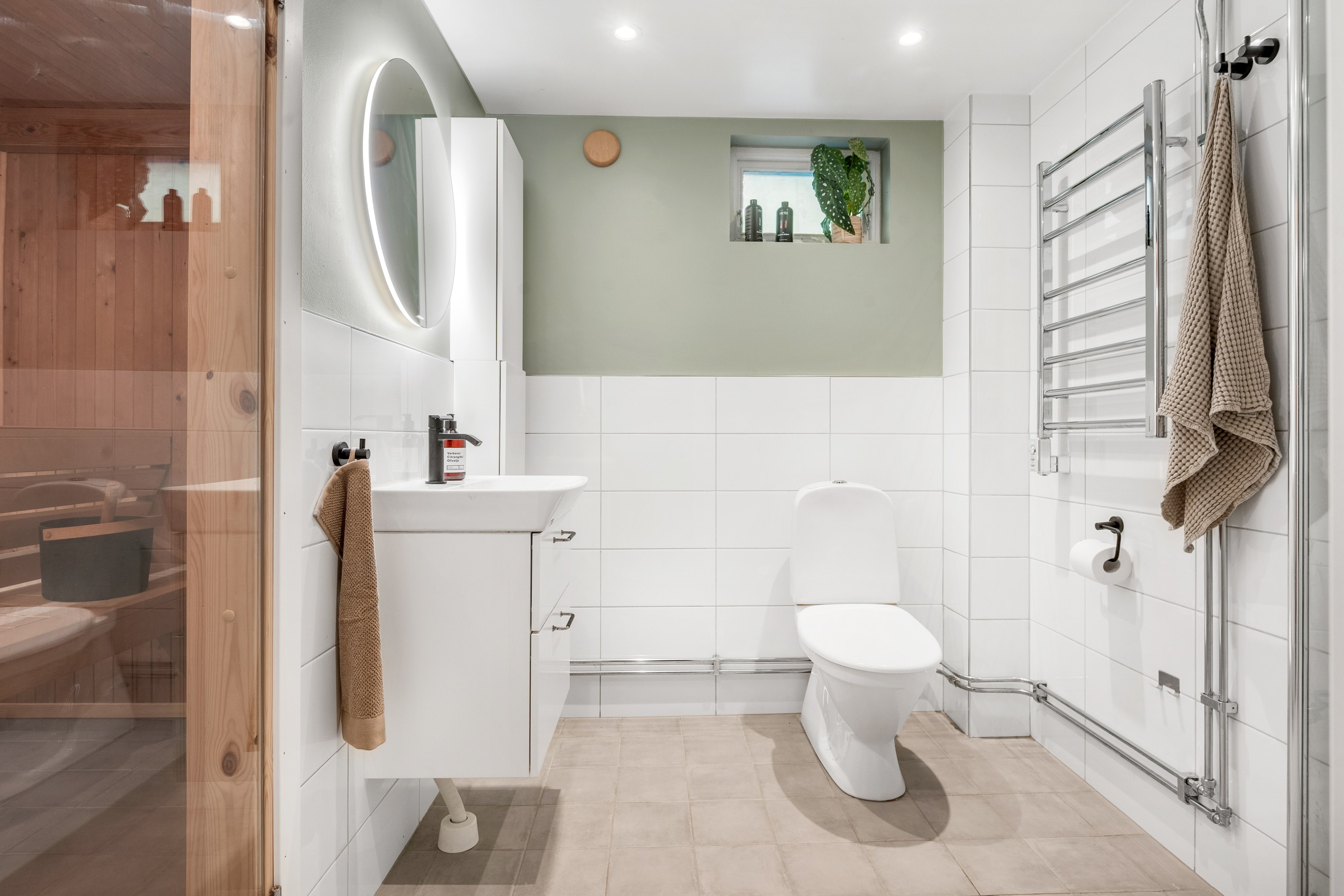 Bostadsbild från Flottiljgatan 46A, Till salu i Bärby Hage, Uppsala