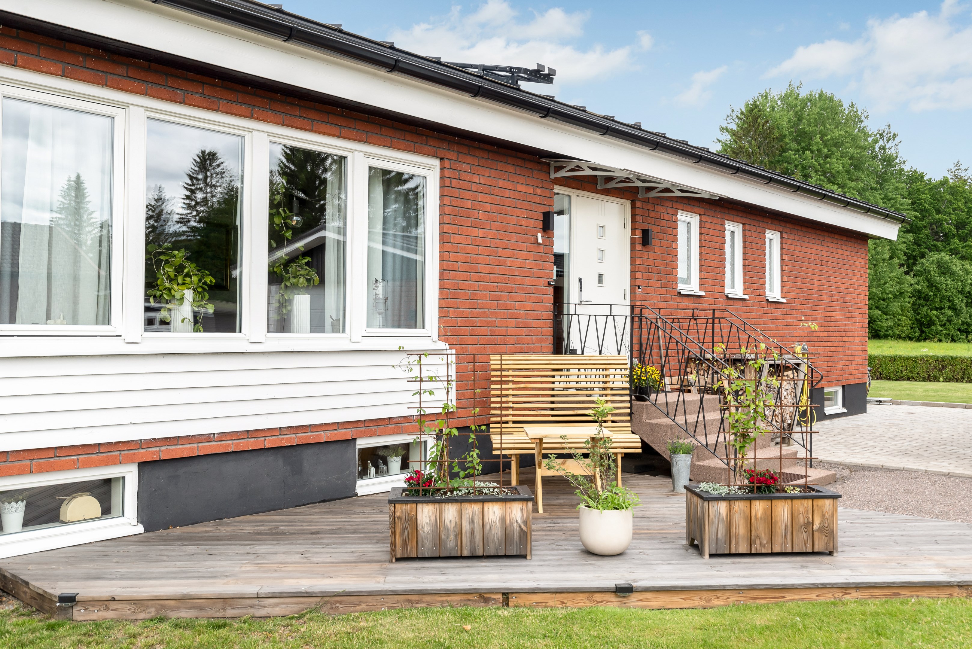 Bostadsbild från Skjutbanevägen 1, Till salu i Vattholma, Uppsala