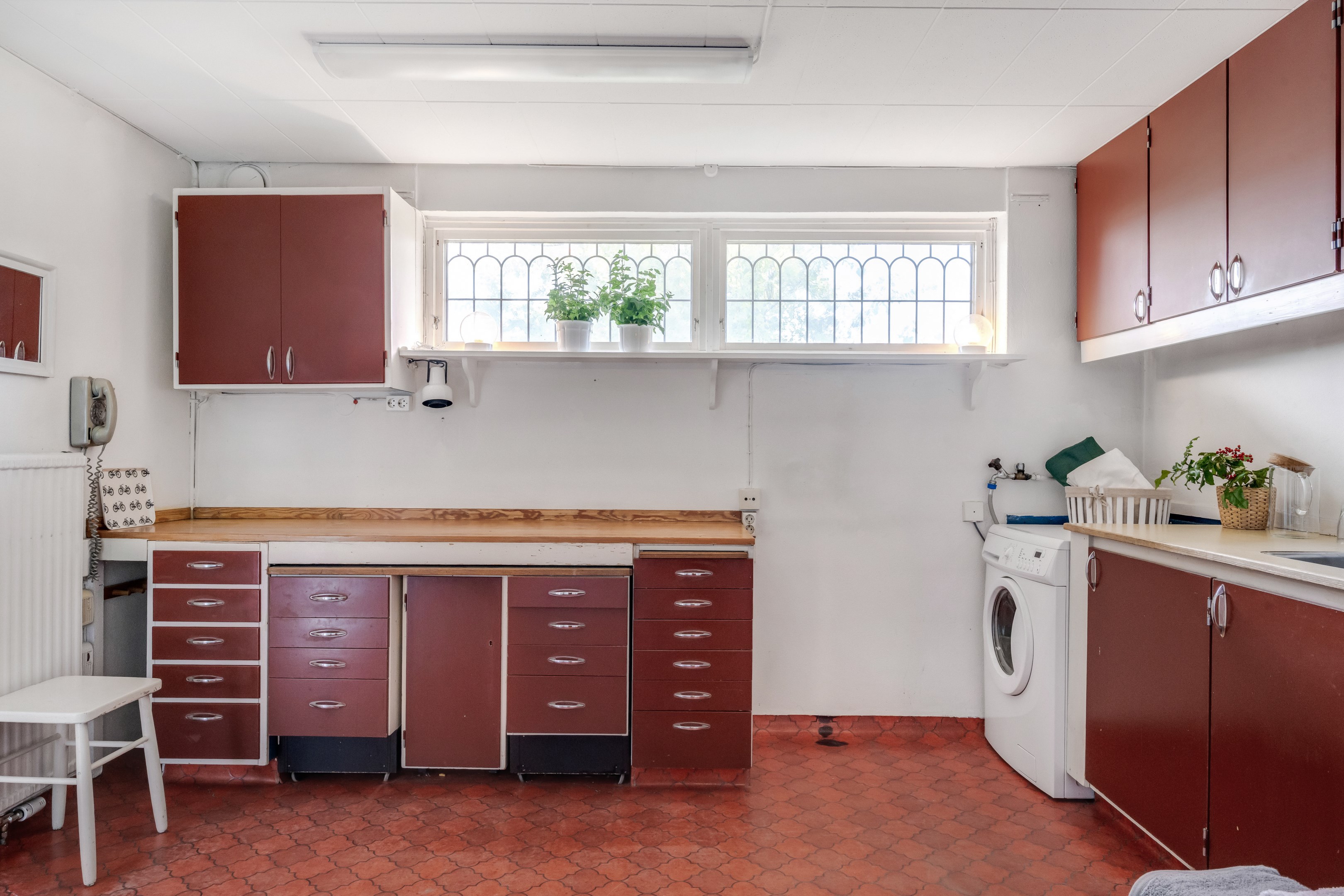 Bostadsbild från Störvägen 22, Till salu i Valsätra, Uppsala