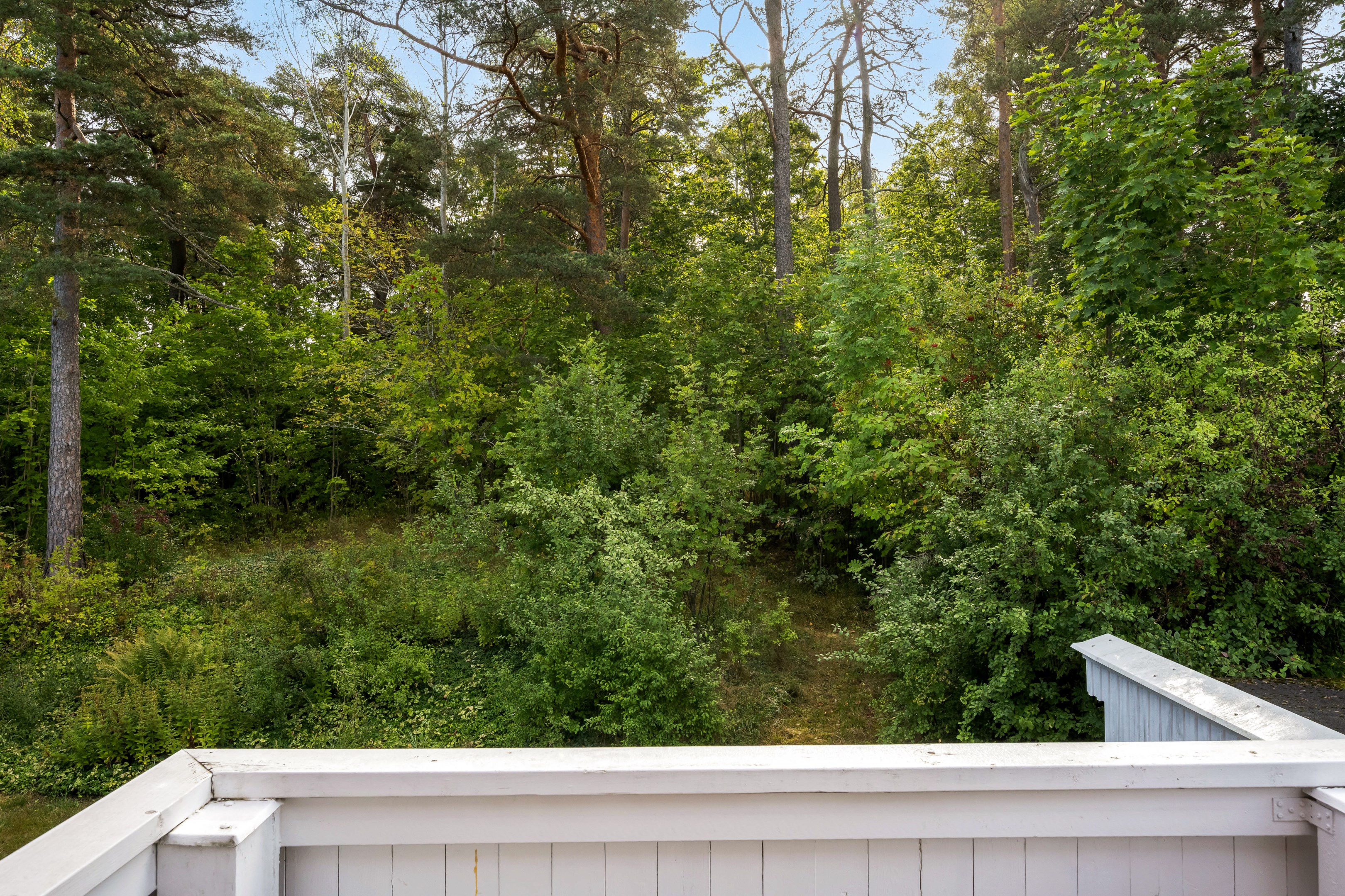 Bostadsbild från Störvägen 22, Till salu i Valsätra, Uppsala