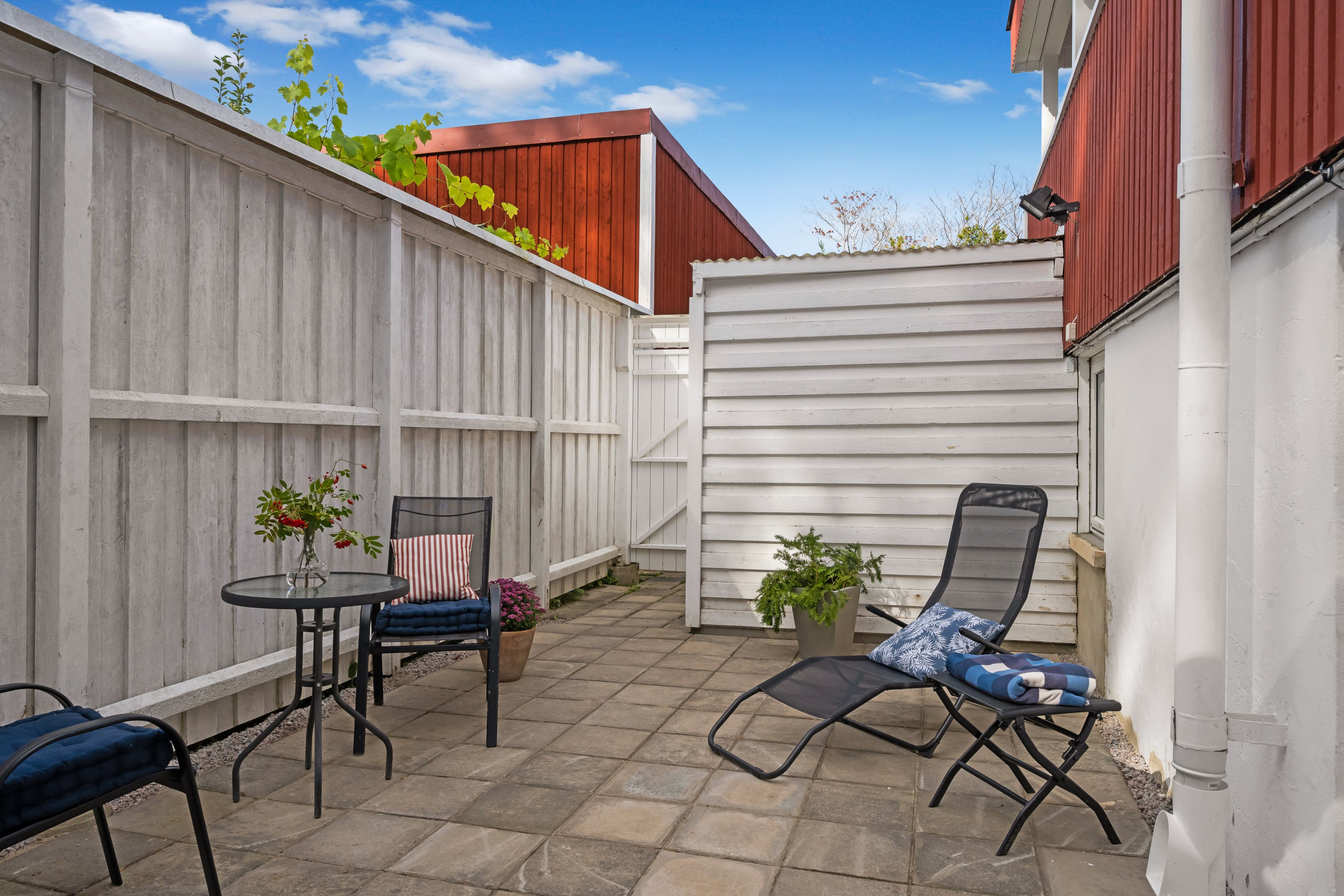 Bostadsbild från Störvägen 22, Till salu i Valsätra, Uppsala