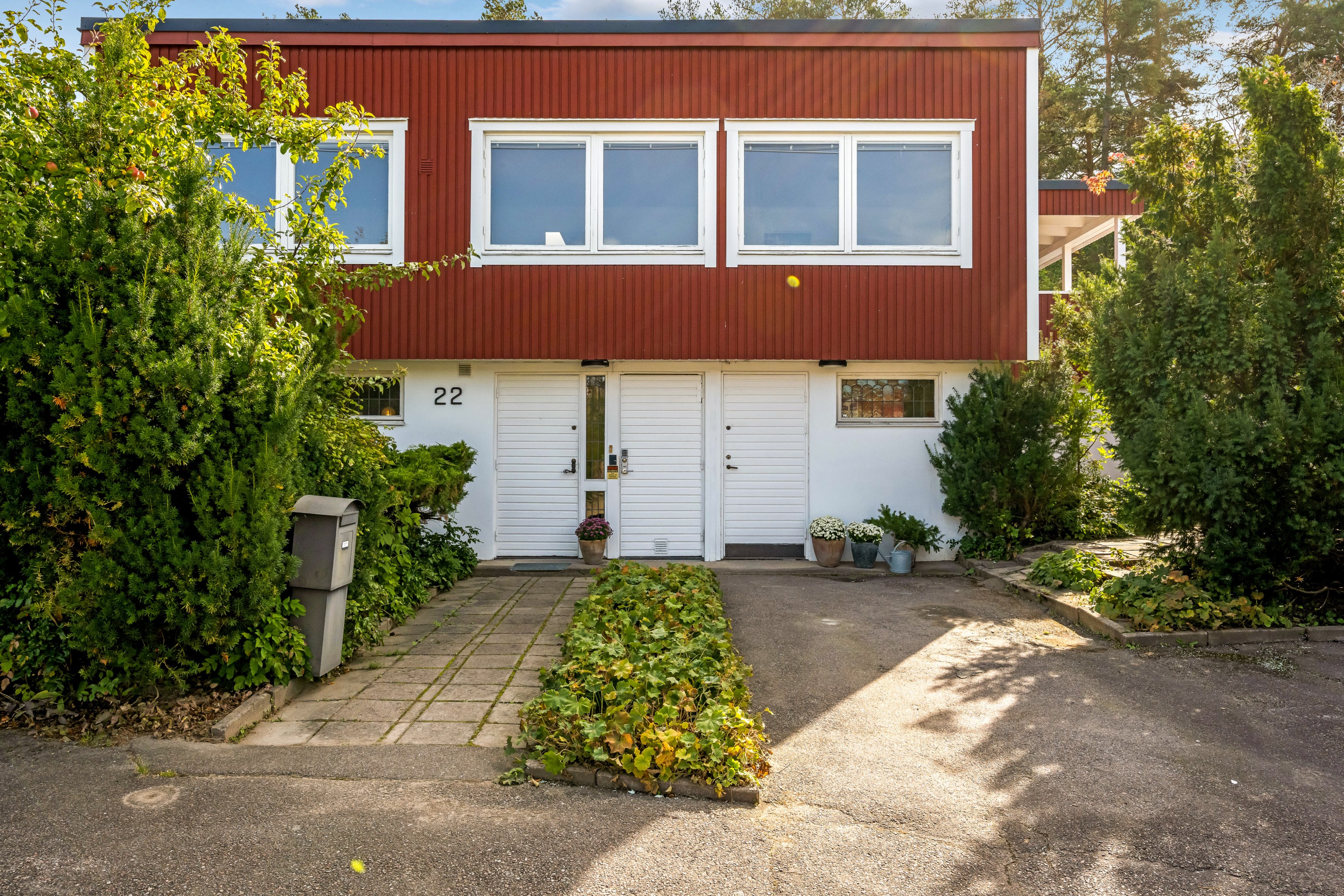 Bostadsbild från Störvägen 22, Till salu i Valsätra, Uppsala