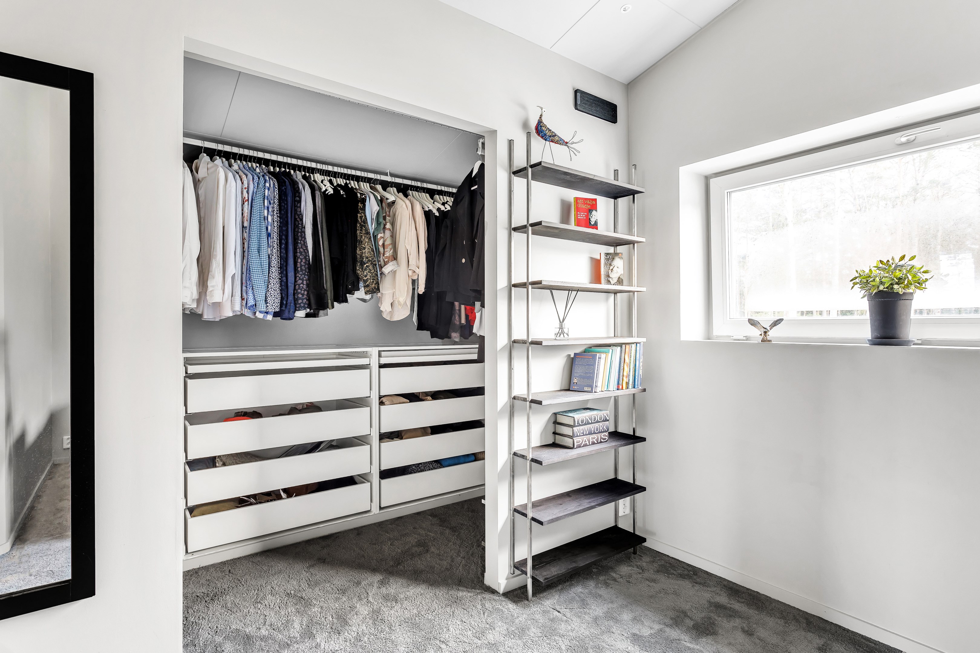 Bostadsbild från Brattbacksvägen 93, Såld i Lindbacken, Uppsala