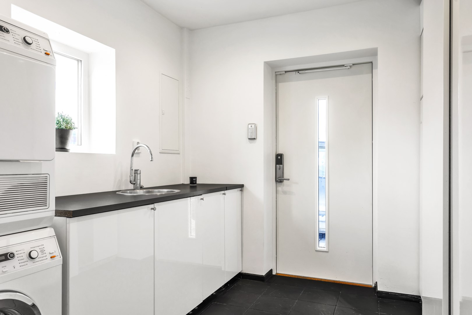 Bostadsbild från Brattbacksvägen 93, Såld i Lindbacken, Uppsala