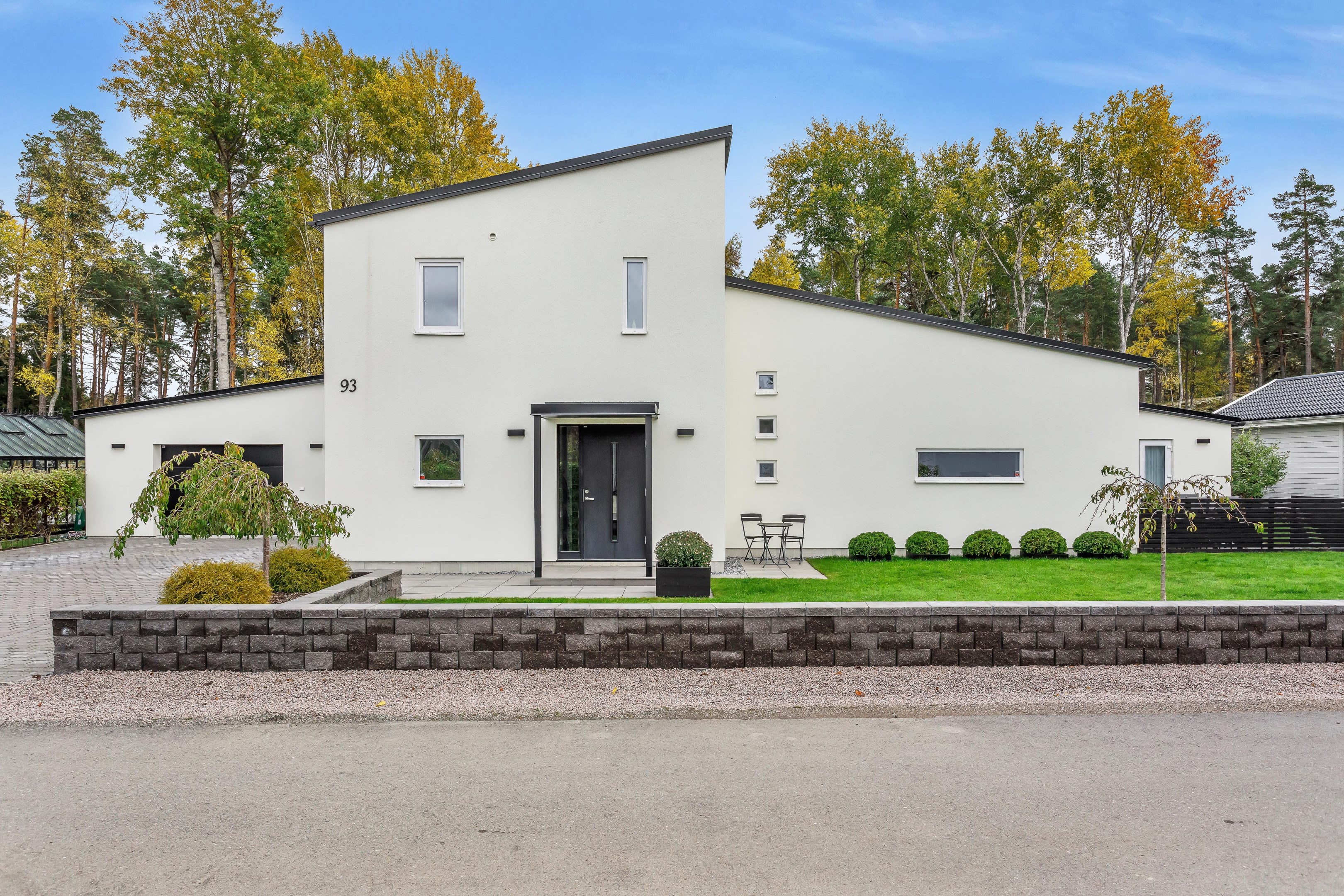 Bostadsbild från Brattbacksvägen 93, Såld i Lindbacken, Uppsala