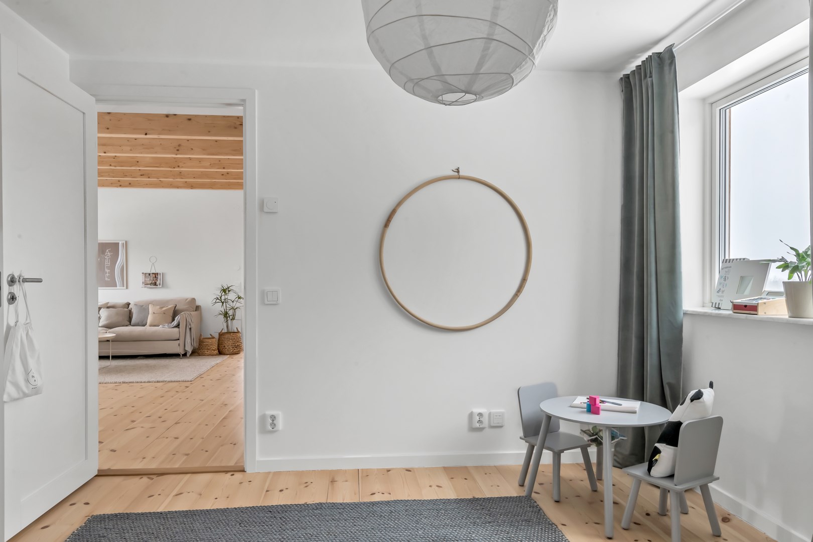 Bostadsbild från Stratusvägen 24, Såld i Fullerö, Uppsala