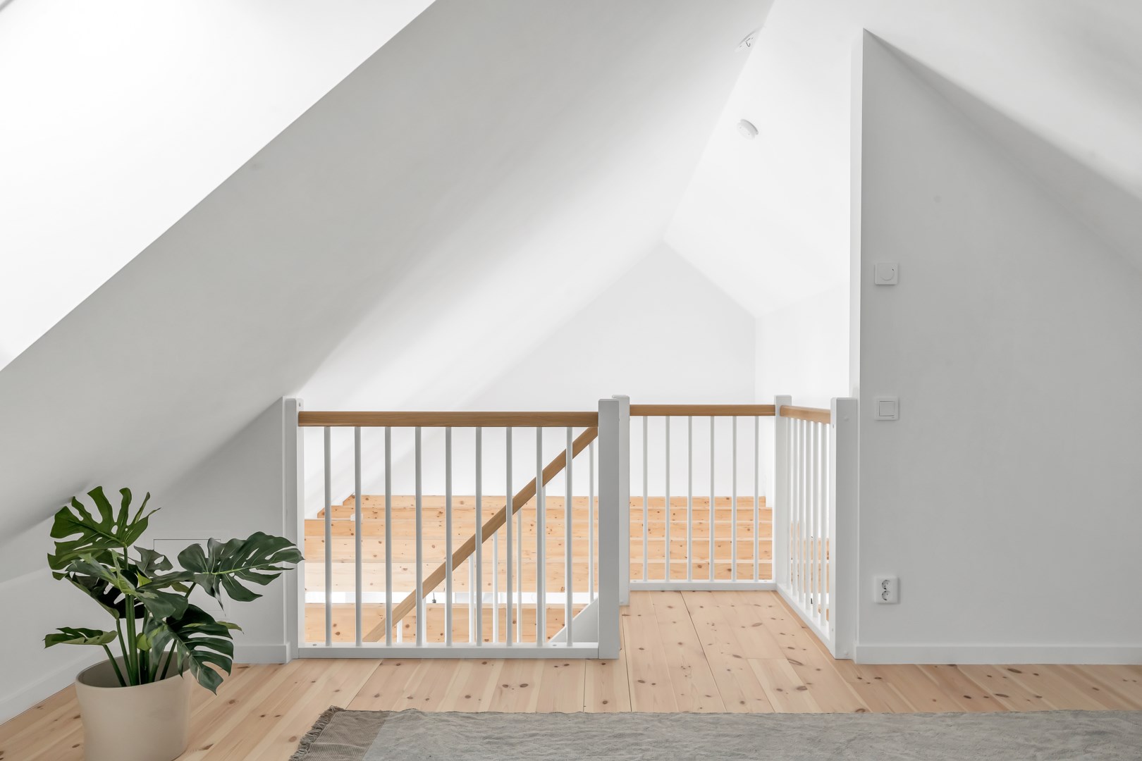 Bostadsbild från Stratusvägen 24, Såld i Fullerö, Uppsala