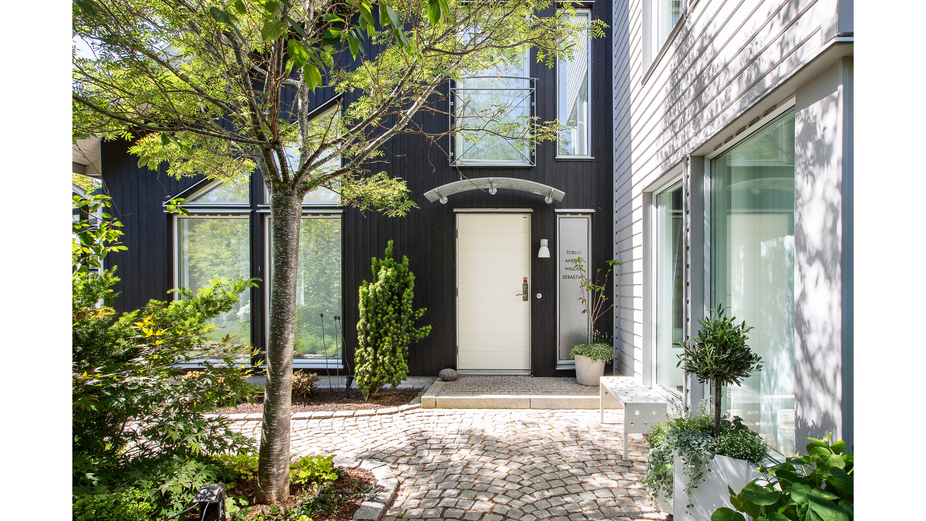 Bostadsbild från Rabeniusvägen 9, Såld i Gottsunda-gipen/Södra Gottsunda, Uppsala