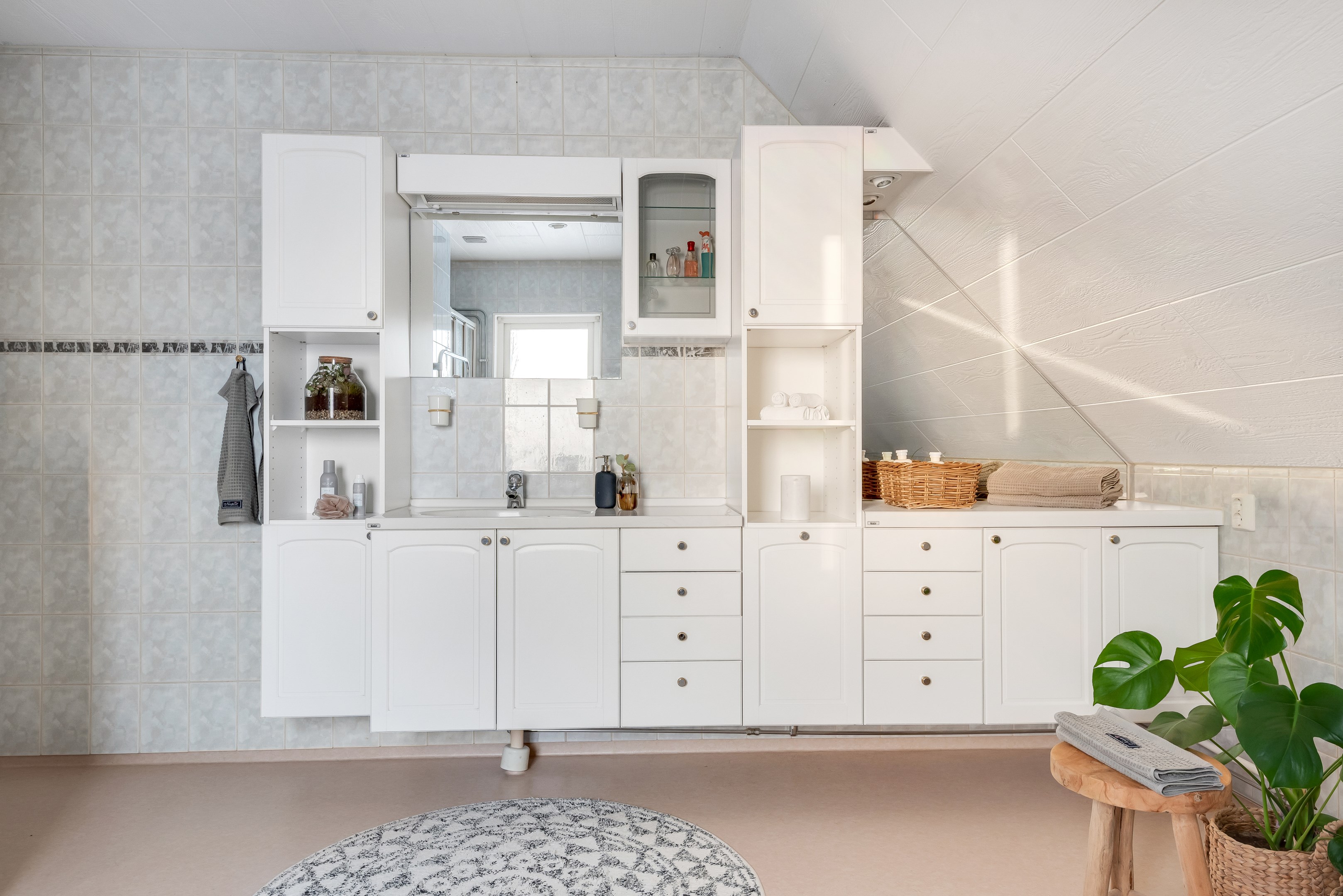 Bostadsbild från Rörbyvägen 7, Såld i Bälinge, Uppsala