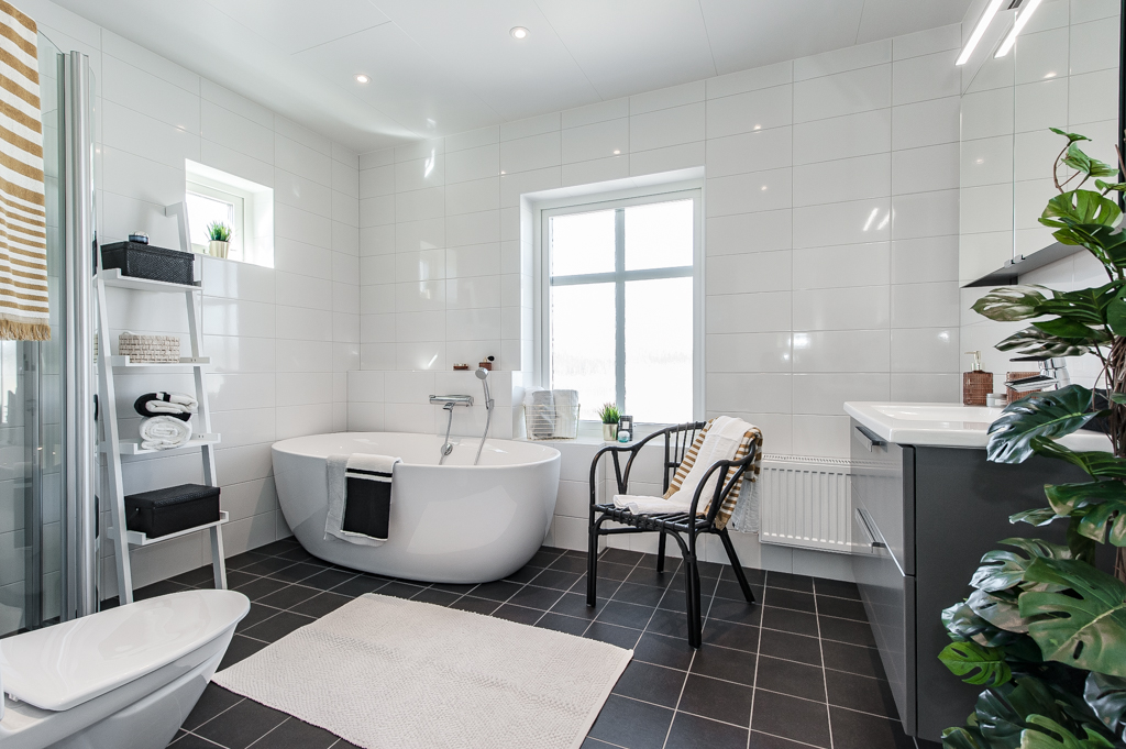 Bostadsbild från Svanmossvägen 5, Såld i Lindbacken, Uppsala