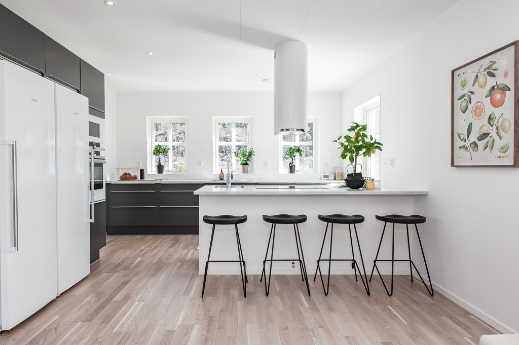 Bostadsbild från Svanmossvägen 5, Såld i Lindbacken, Uppsala