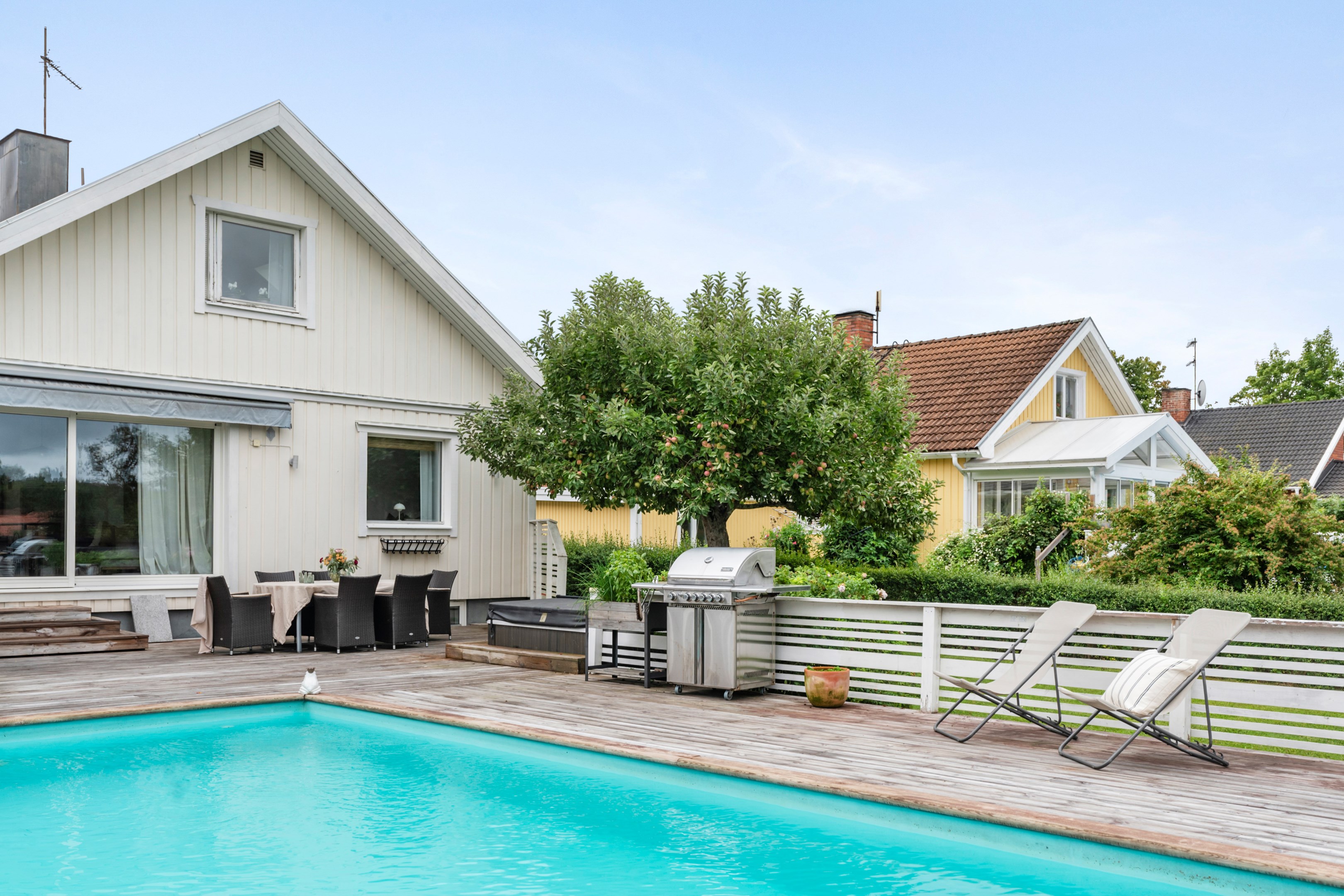 Bostadsbild från Stora Tvärvägen 4, Såld i Vänge, Uppsala