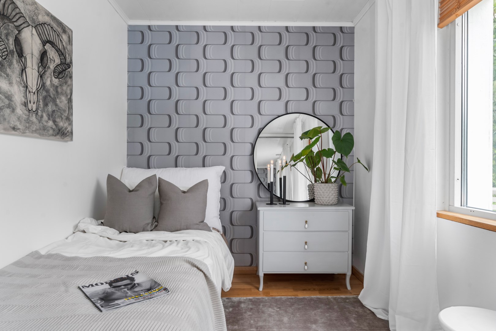 Bostadsbild från Stora Tvärvägen 4, Såld i Vänge, Uppsala