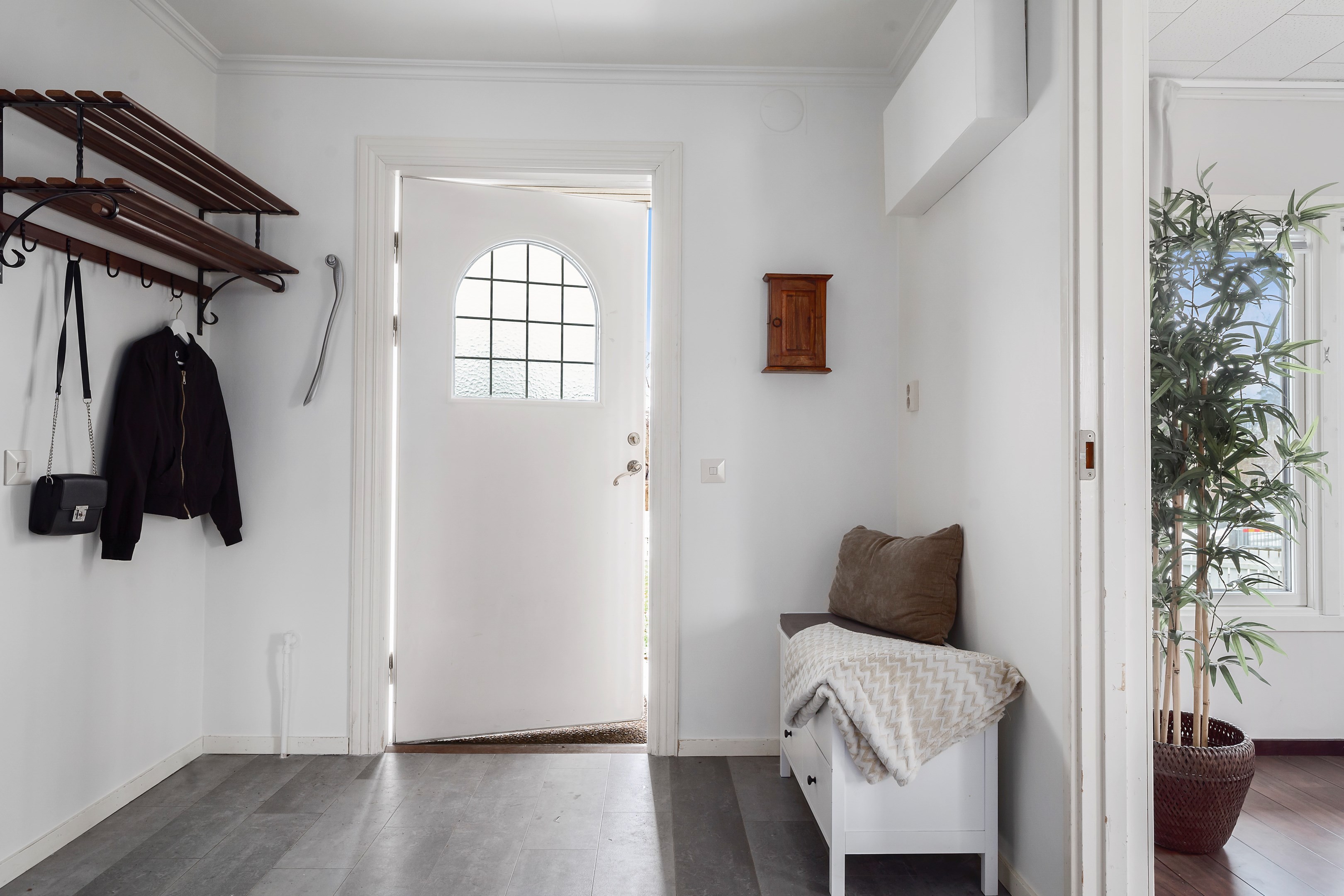 Bostadsbild från Rosenvägen 14, Såld i Sunnersta, Uppsala