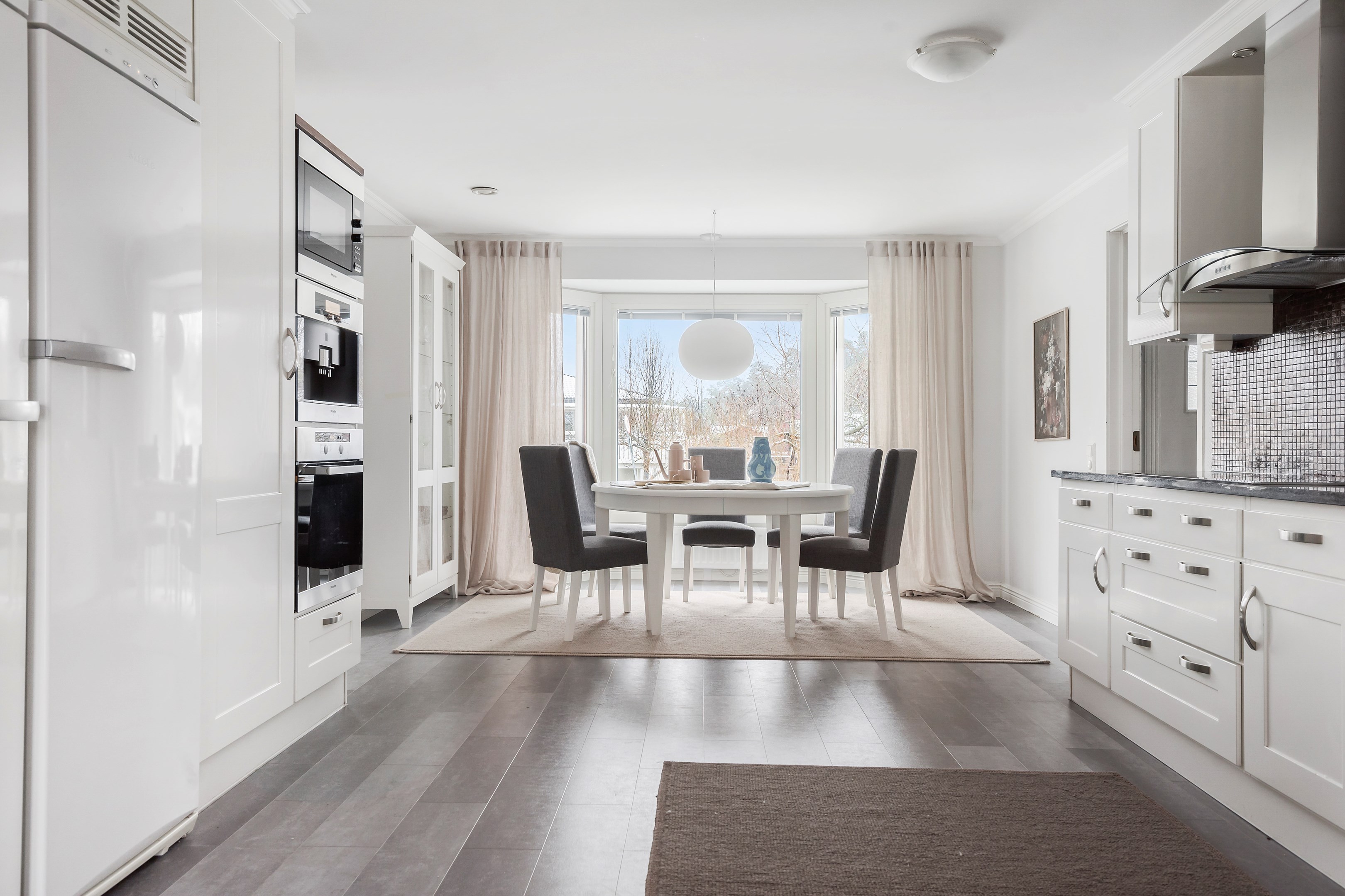 Bostadsbild från Rosenvägen 14, Såld i Sunnersta, Uppsala