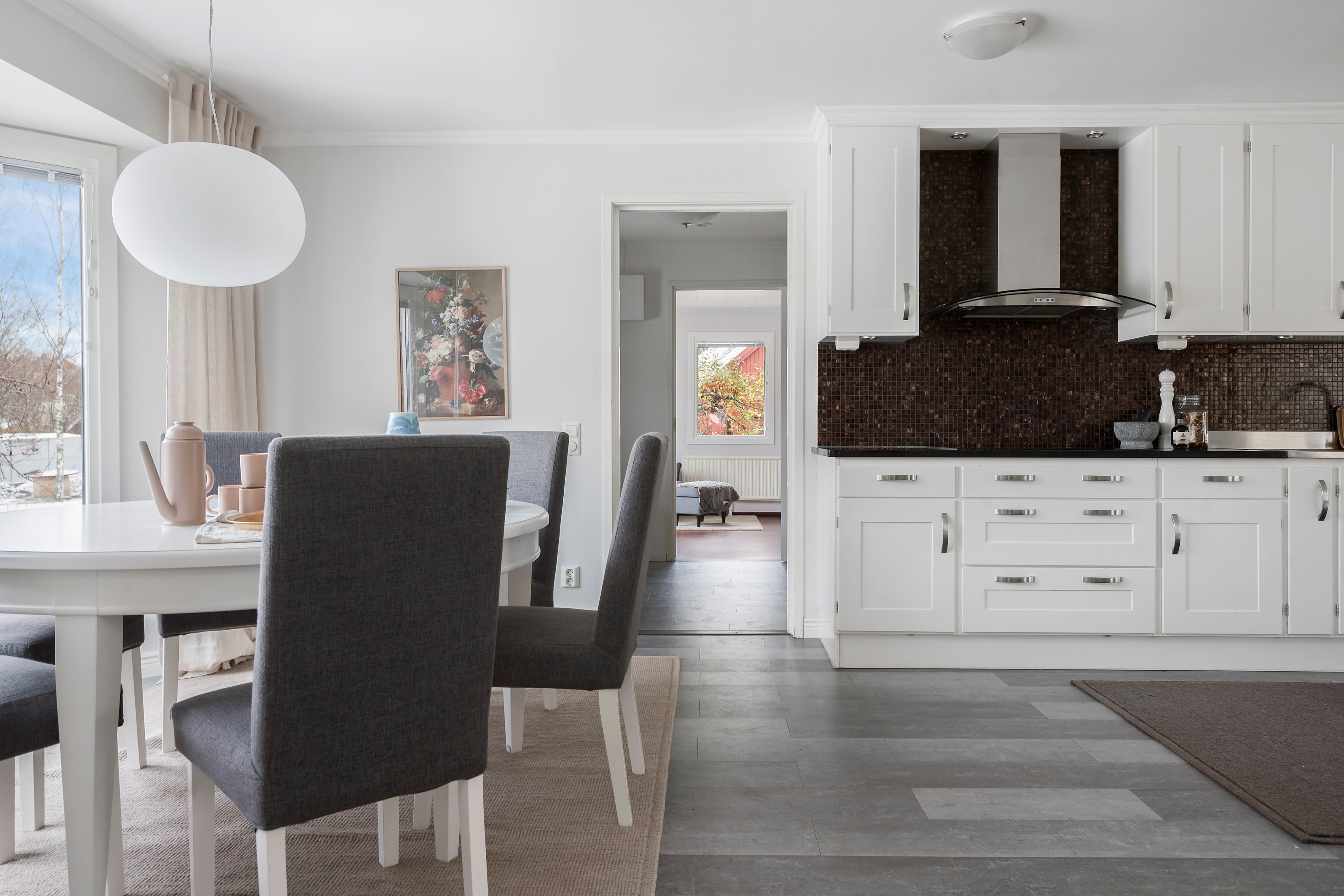 Bostadsbild från Rosenvägen 14, Såld i Sunnersta, Uppsala