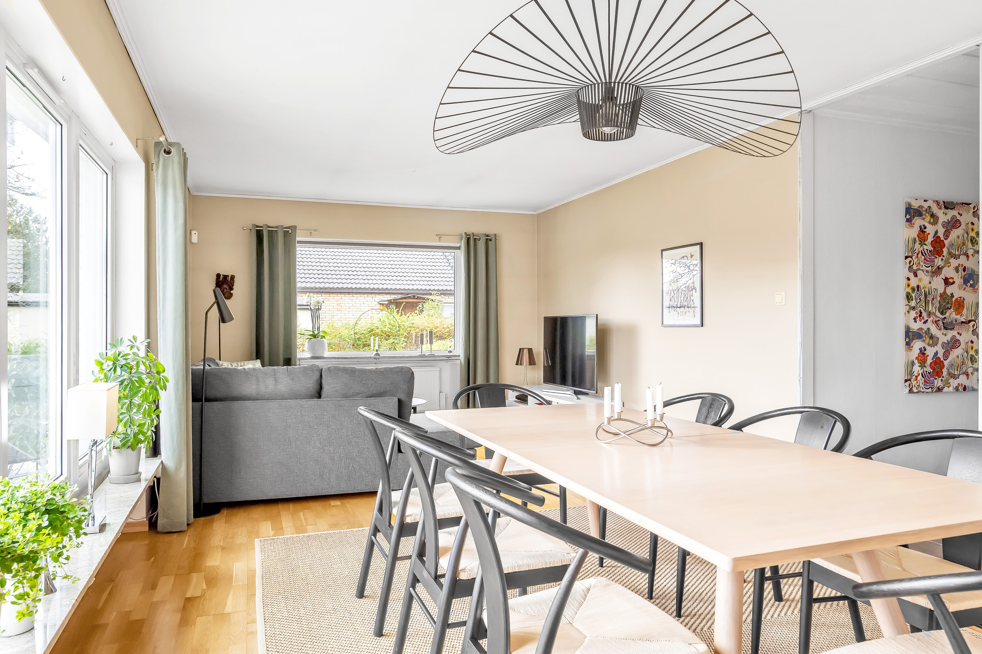 Bostadsbild från Raketgatan 11, Såld i Bärby Hage, Uppsala