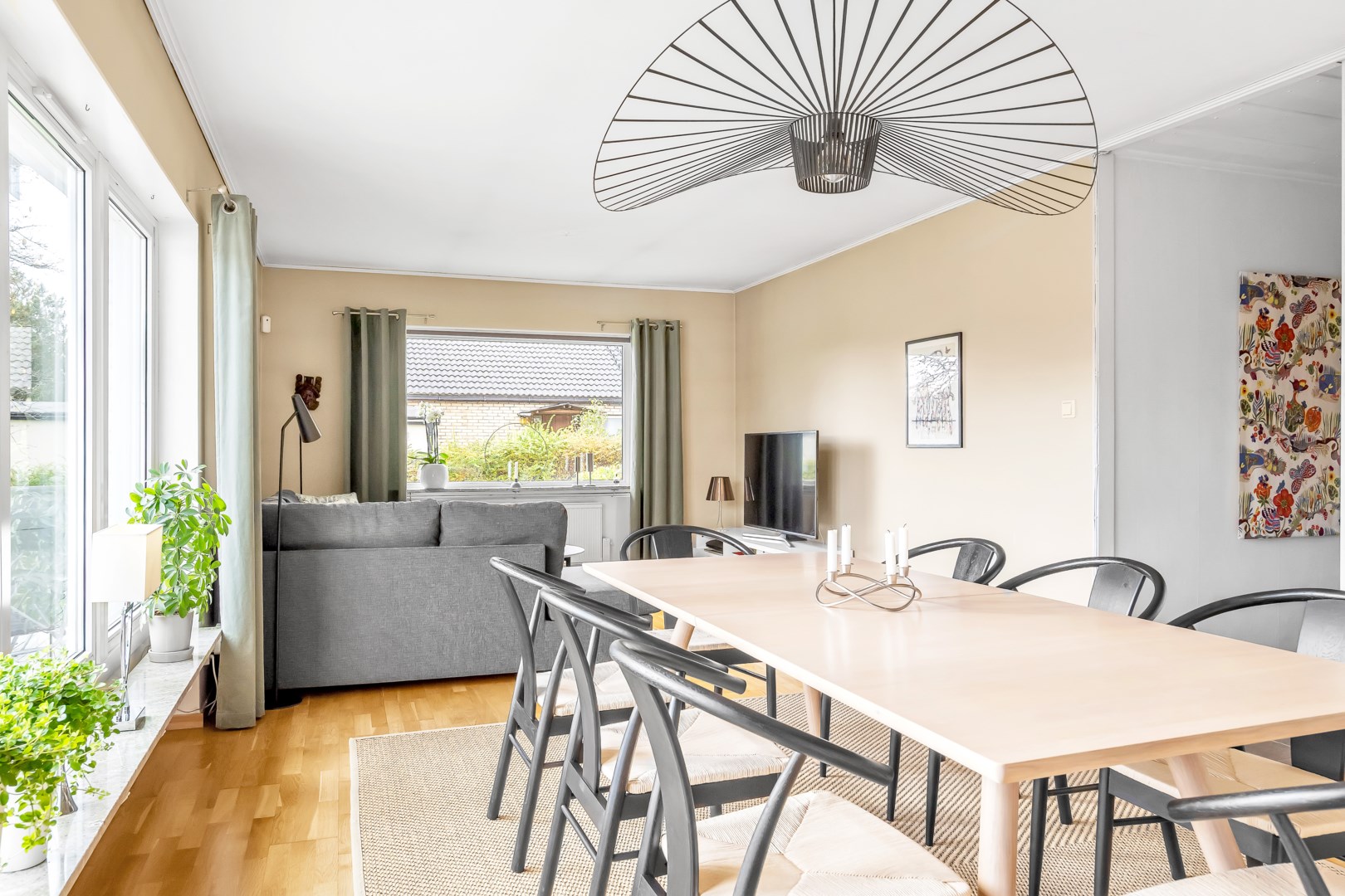 Bostadsbild från Raketgatan 11, Såld i Bärby Hage, Uppsala