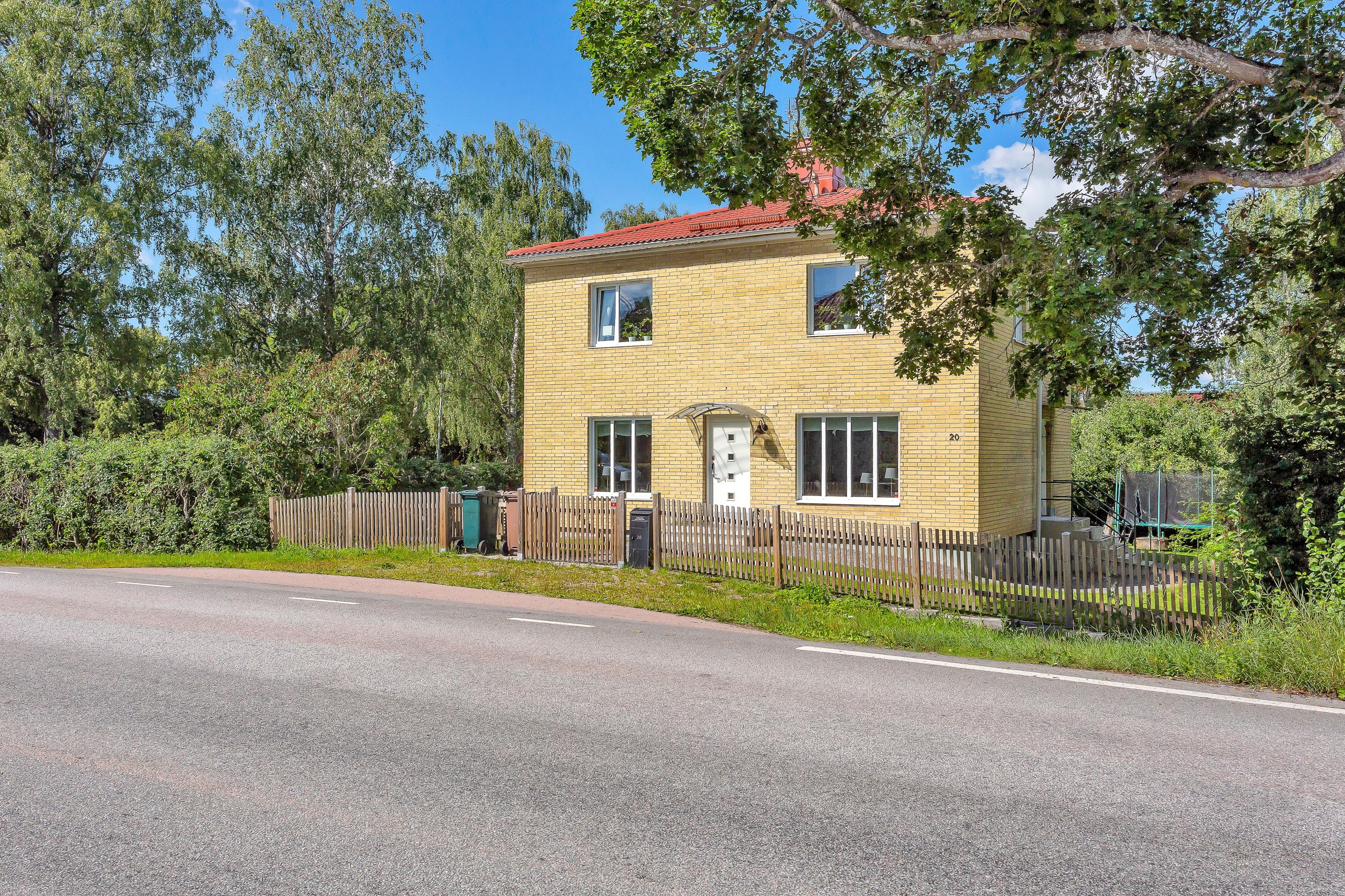 Bostadsbild från Enköpingsvägen 20, Såld i Örsundsbro, Enköping